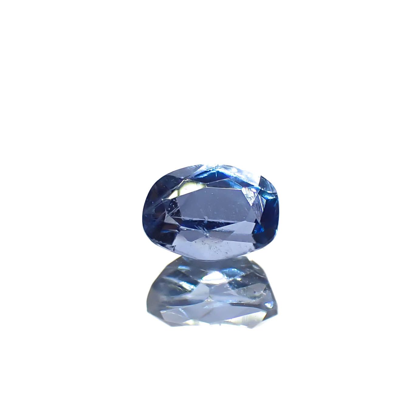 タトゥーアクアマリン ブラジル・ミナスジェライス州タトゥー鉱山産 0.15ct[240627943]3.9x2.7mm前後
