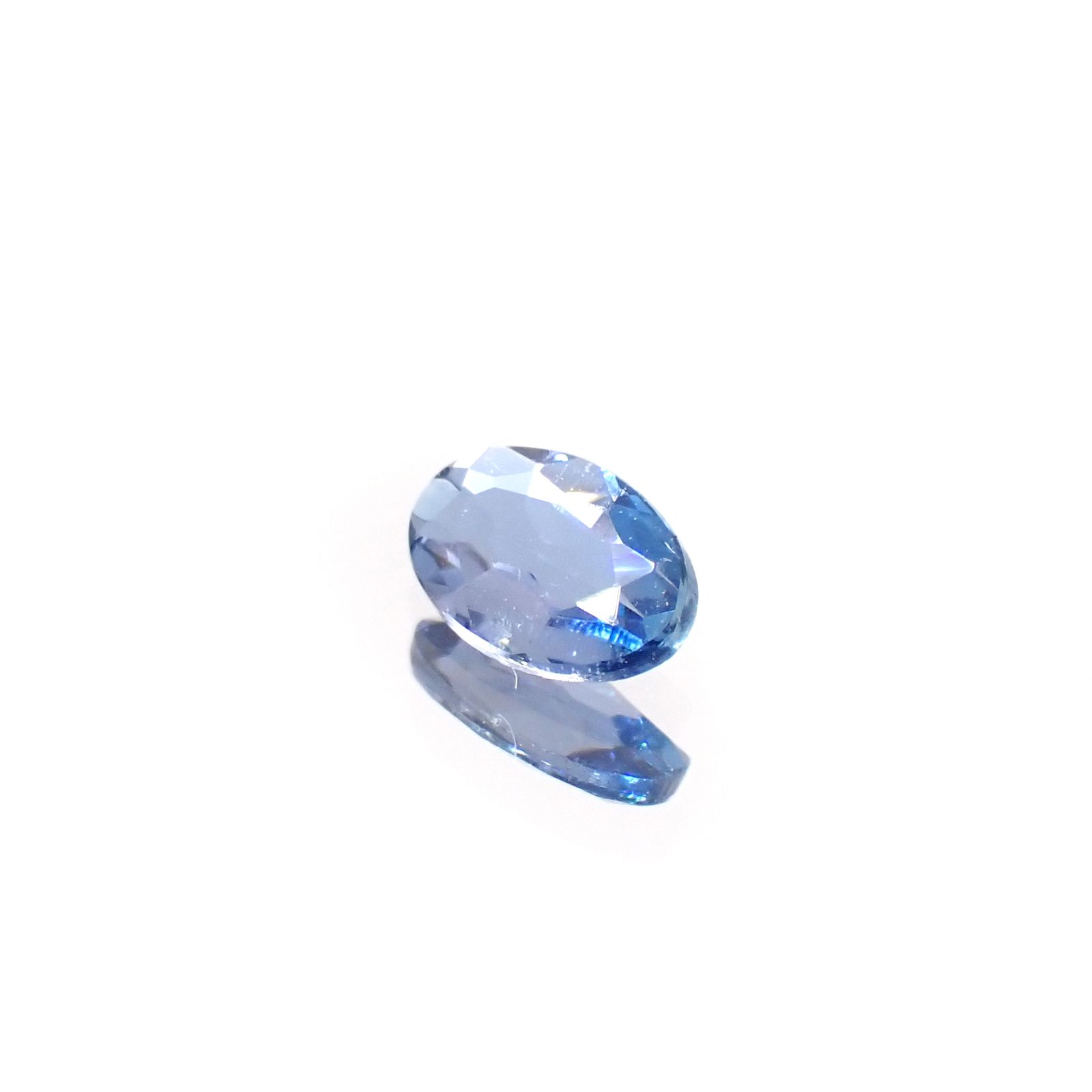 タトゥーアクアマリン ブラジル・ミナスジェライス州タトゥー鉱山産 0.17ct[240427174]5x3.2mm前後