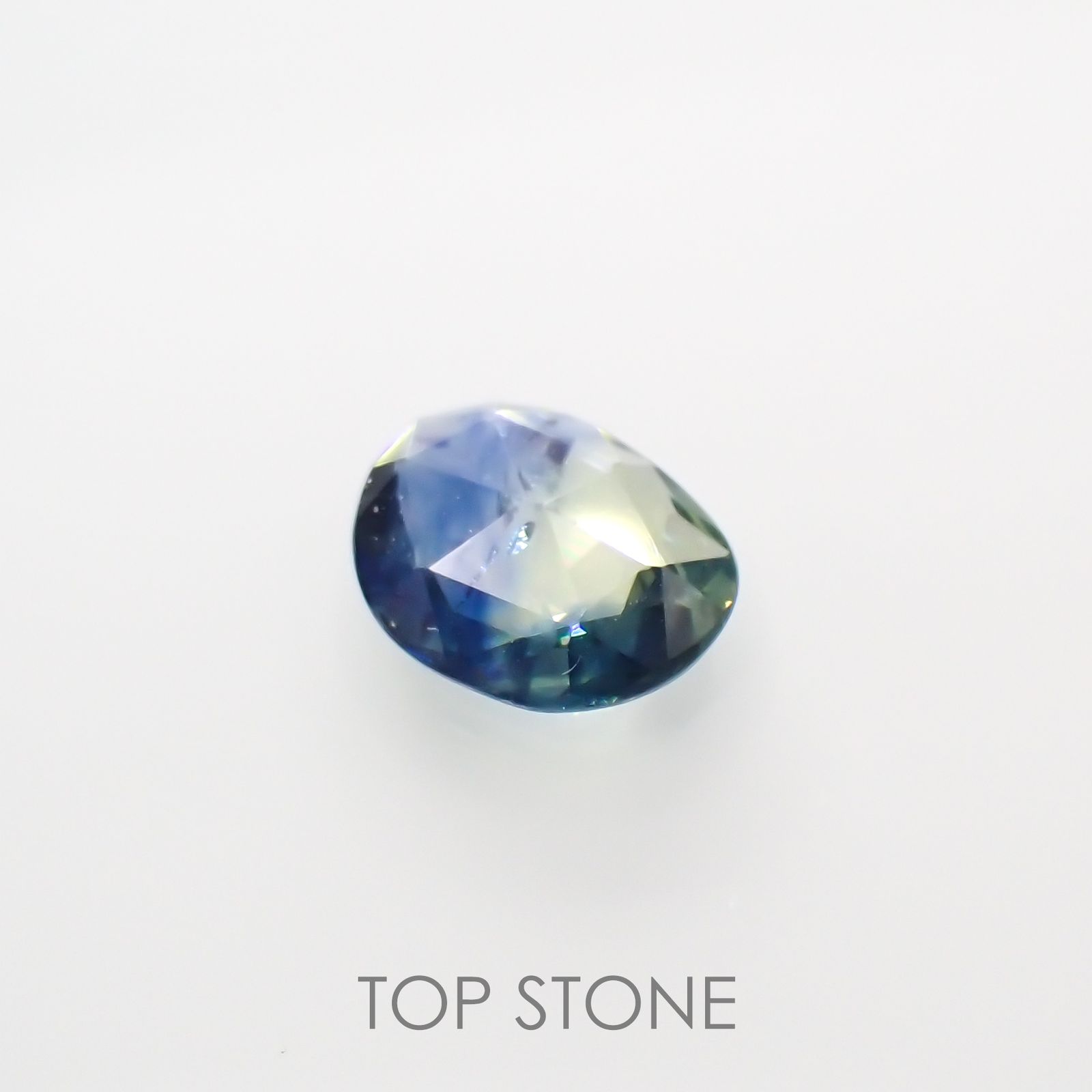◇ローズカット◇バイカラーサファイア(宝石名バイカラー・サファイア) マダガスカル産 0.56ct 識別済[210913206]6.5×5.2mm前後