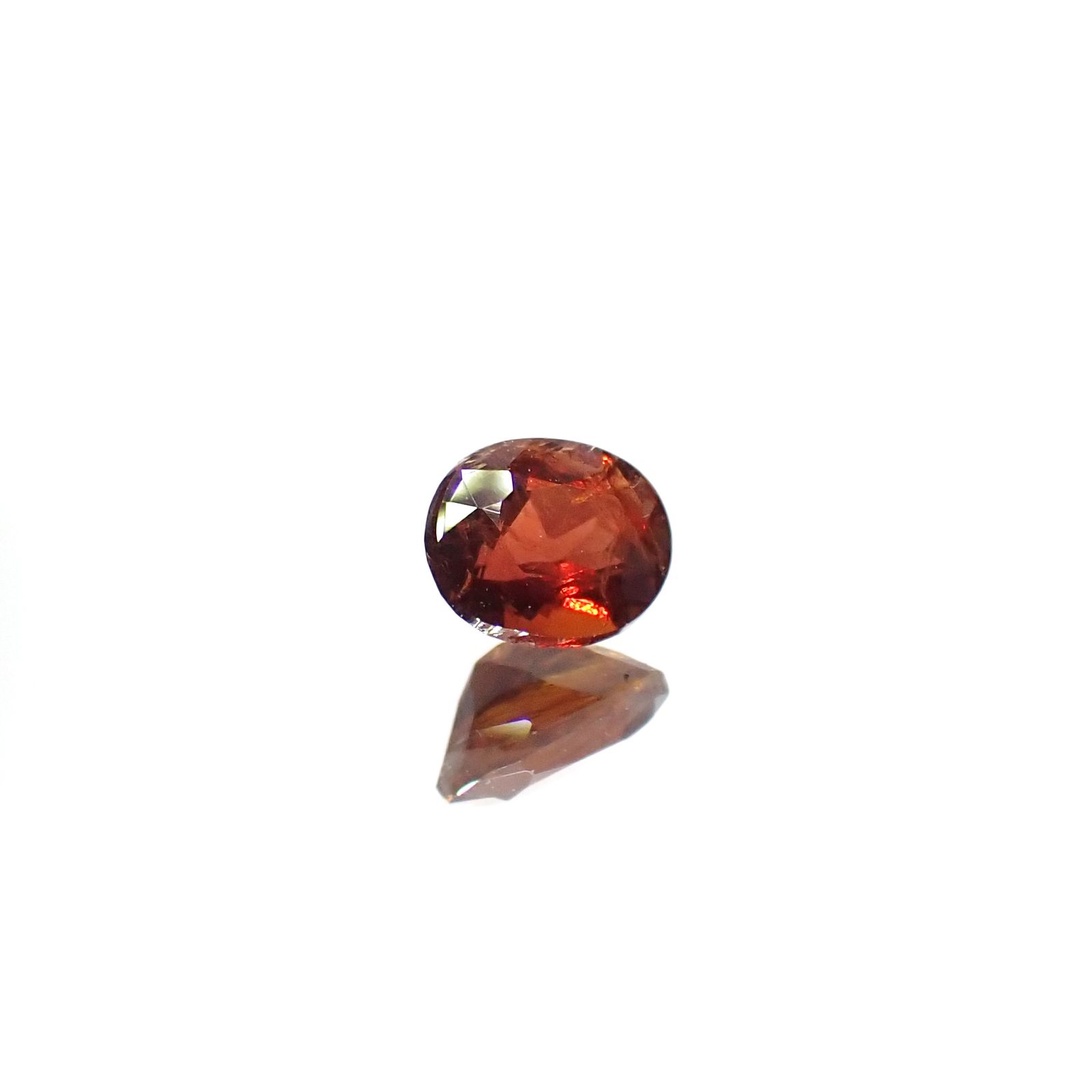 ゴールデンアイオライト マダガスカル産 0.17ct[240527656]4.2x3.2mm前後