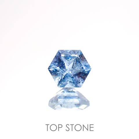 ◇ヘキサゴンカット◇サンタマリアアクアマリン(宝石名アクアマリン)ブラジル産 0.44ct 識別済[220114669]4.5x4.5mm前後