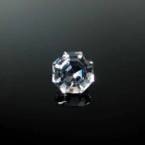 ◇オクタゴンカット◇レムリアンシードクリスタル(保証シール付き) ブラジル産 1.28ct / 7x6.9mm前後 [250730864]