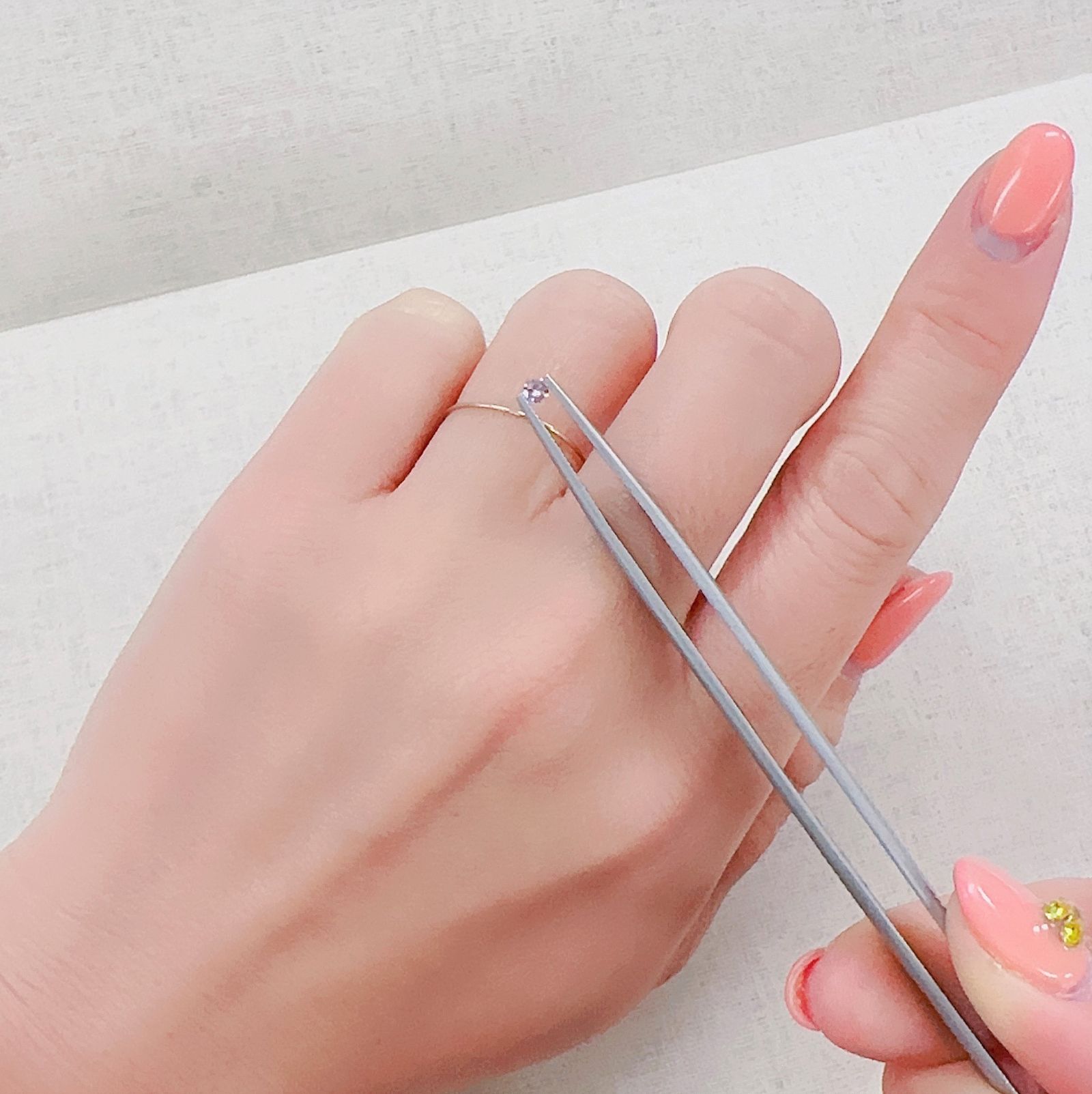 ピンクダイヤモンド(宝石名ダイアモンド I-1/FANCY LIGHT PURPLISH PINK) 0.067ct ソ付(CGL)[230321211]2.71x2.75mm前後