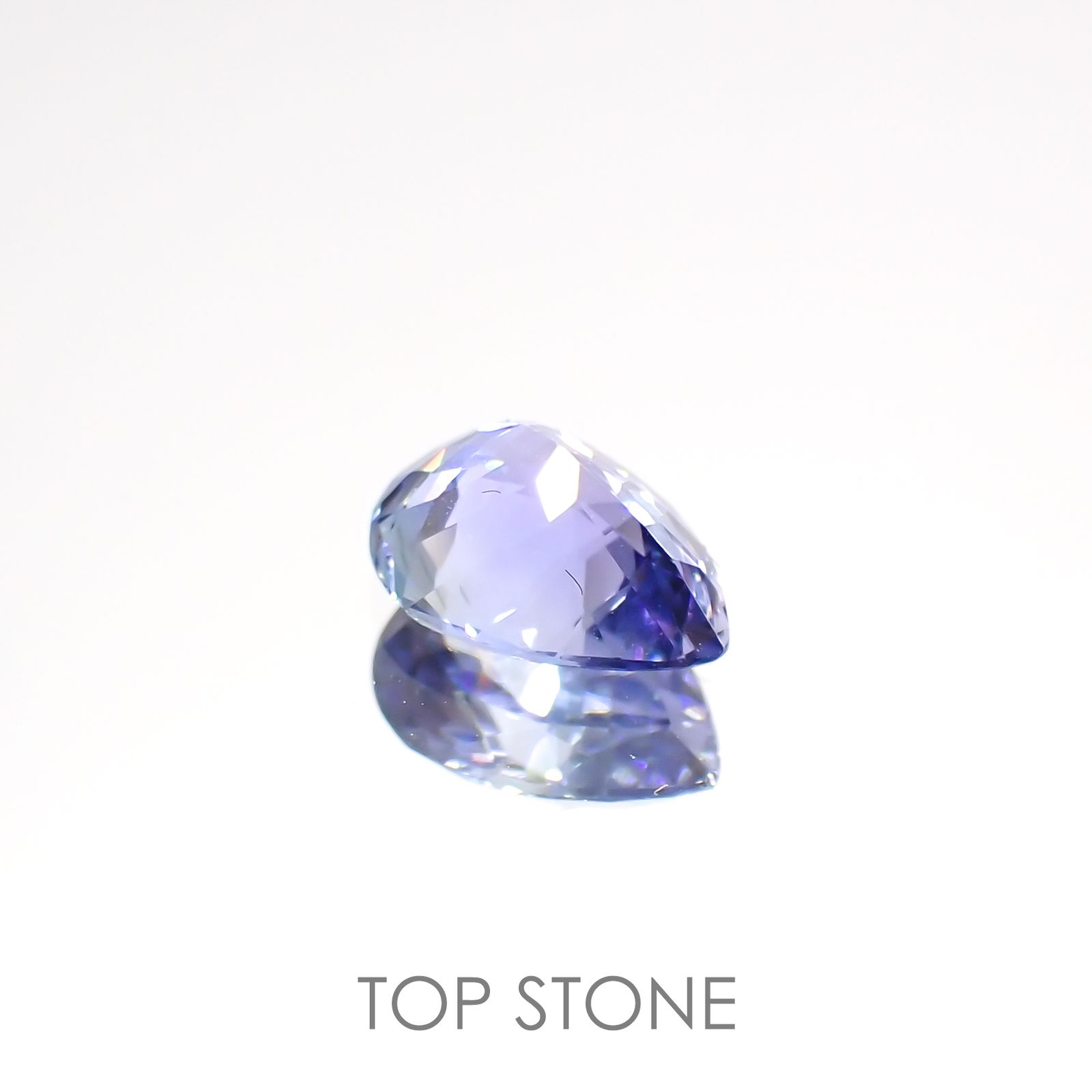 バイカラータンザナイト(宝石名ゾイサイト)タンザニア産 0.83ct 識別済[220515893]7.4x5.6mm前後