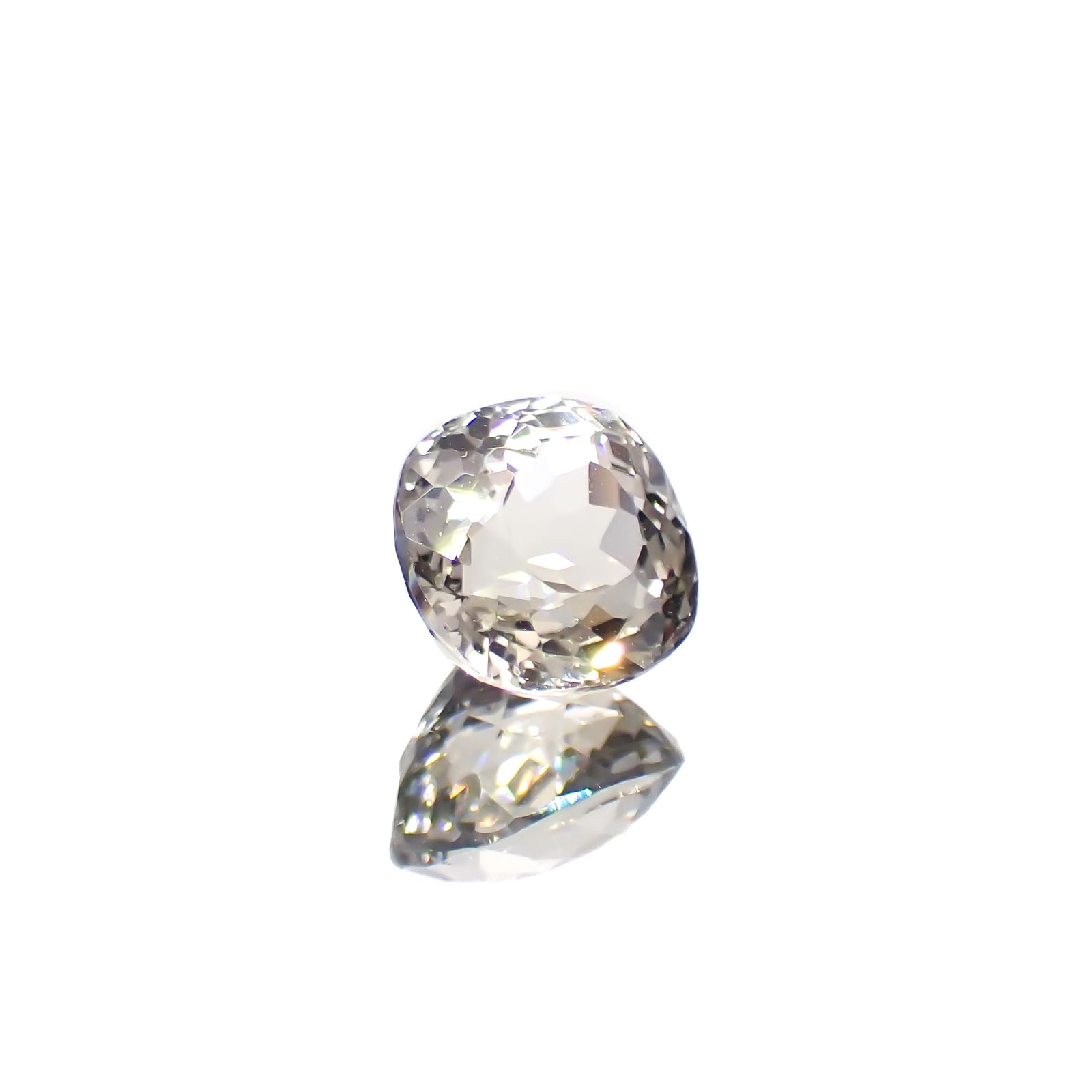 シルバーアパタイト フルオレッセンス アフリカ産 1.77ct[240928960]6.8x6.7mm前後