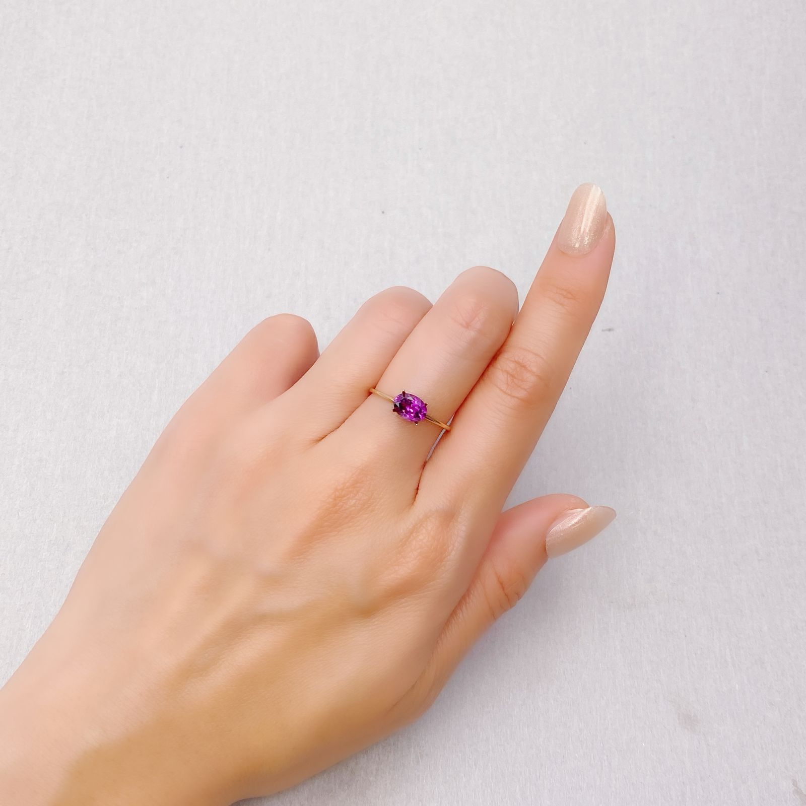 グレープガーネット ブラジル産 1.03ct [241229634]7.1x5.1mm前後