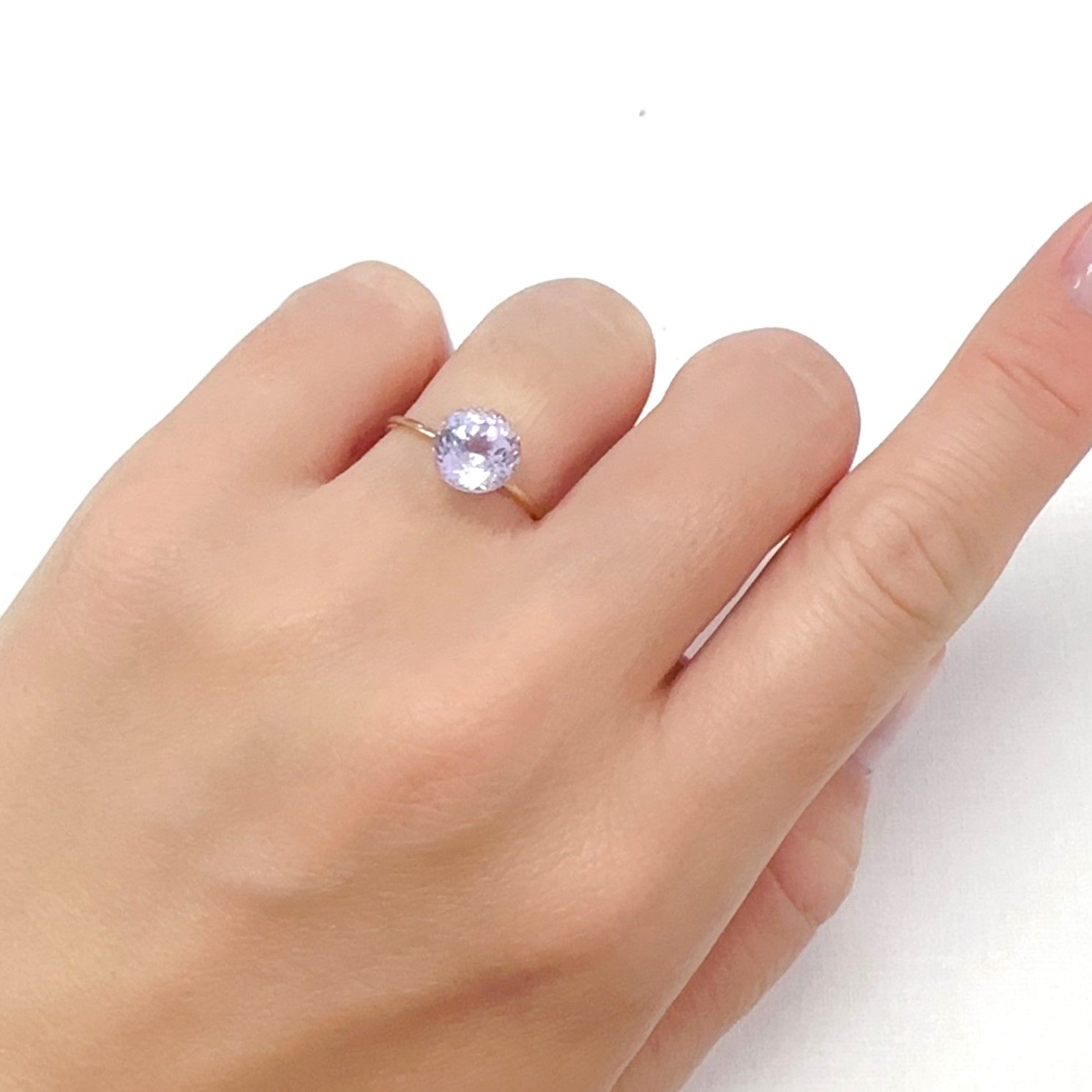 クンツァイト アフガニスタン産 2.32ct[240125356]7.9x7.9mm前後