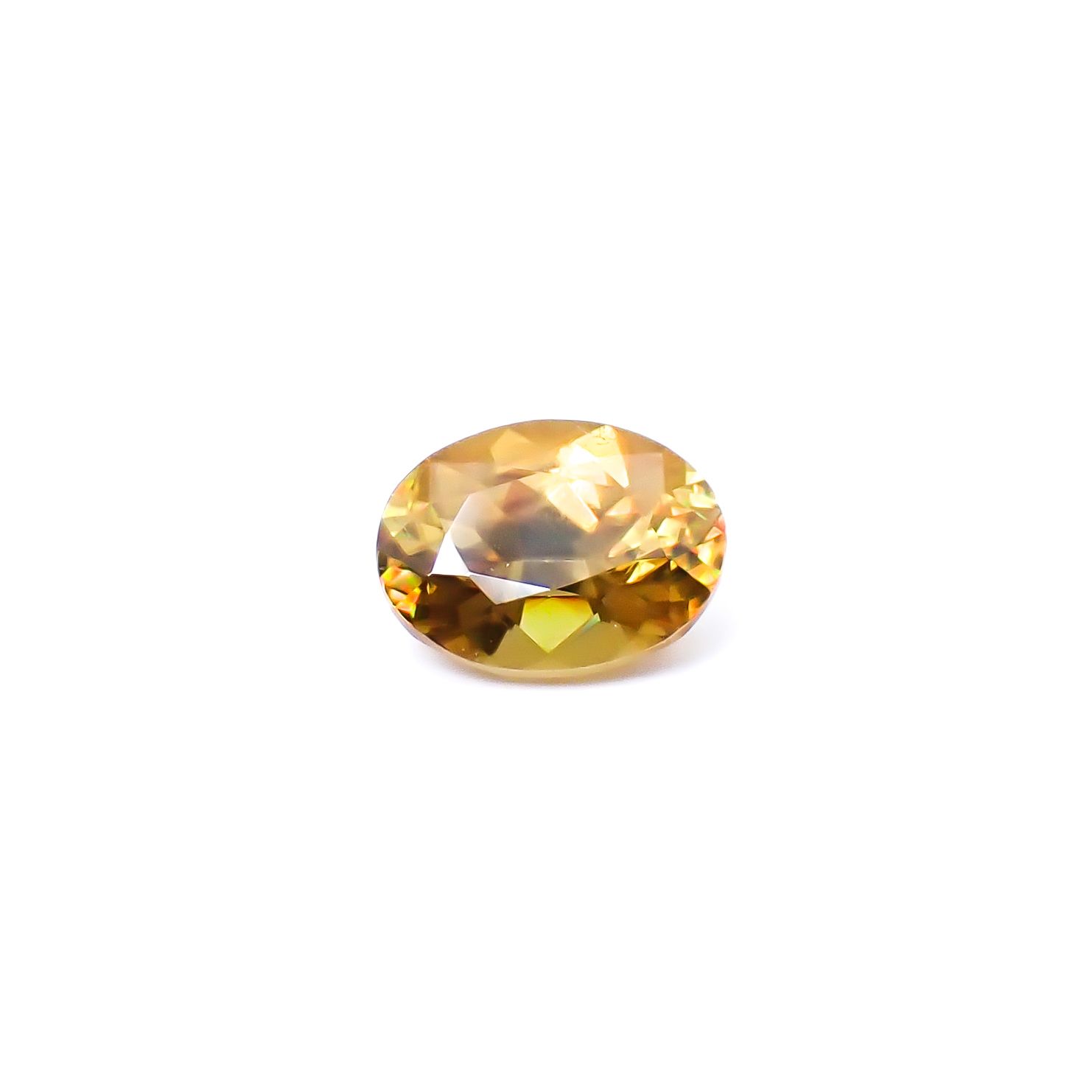 ゴールデンスフェーン マダガスカル産 1.33ct / 7.7x6mm前後 [260632352]