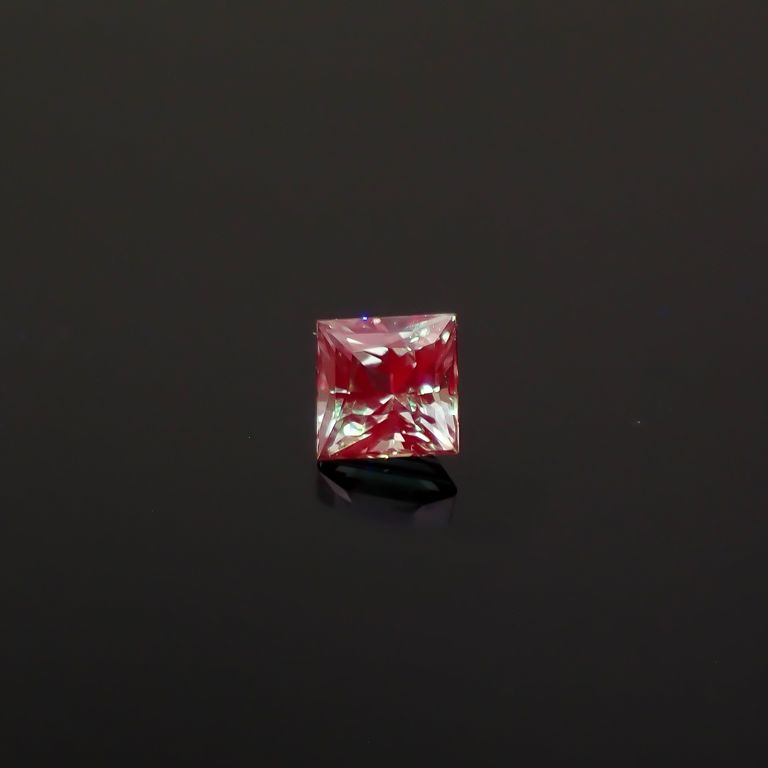 長波365(ライト)の照射で蛍光