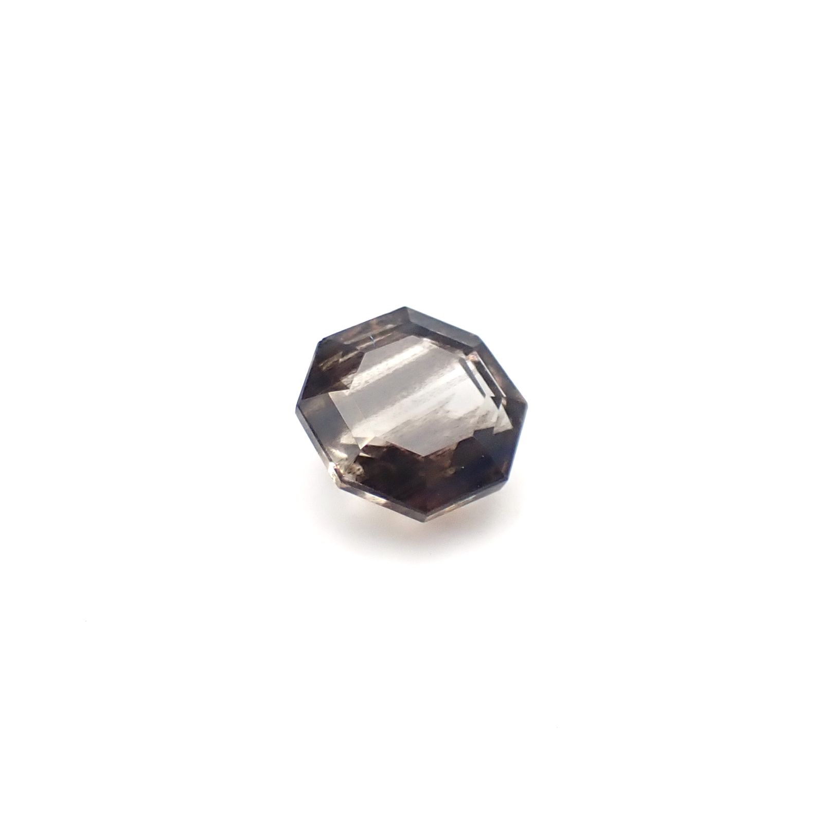 ◇オクタゴンカット◇レインボースキャポライト ブラジル産 1.33ct / 7x6.8mm前後 [250931050]