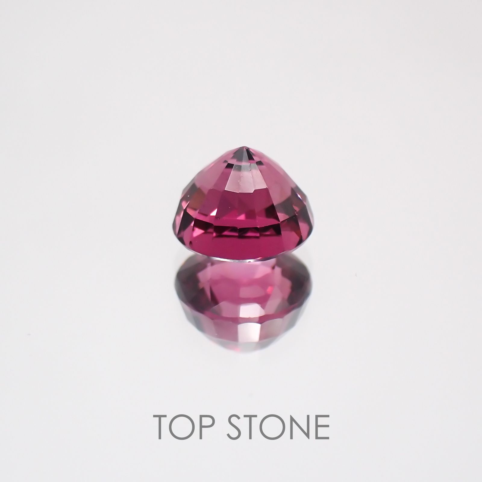 ロードライトガーネット ブラジル産 ルース 1.3ct[21059676]5.9×5.9mm前後