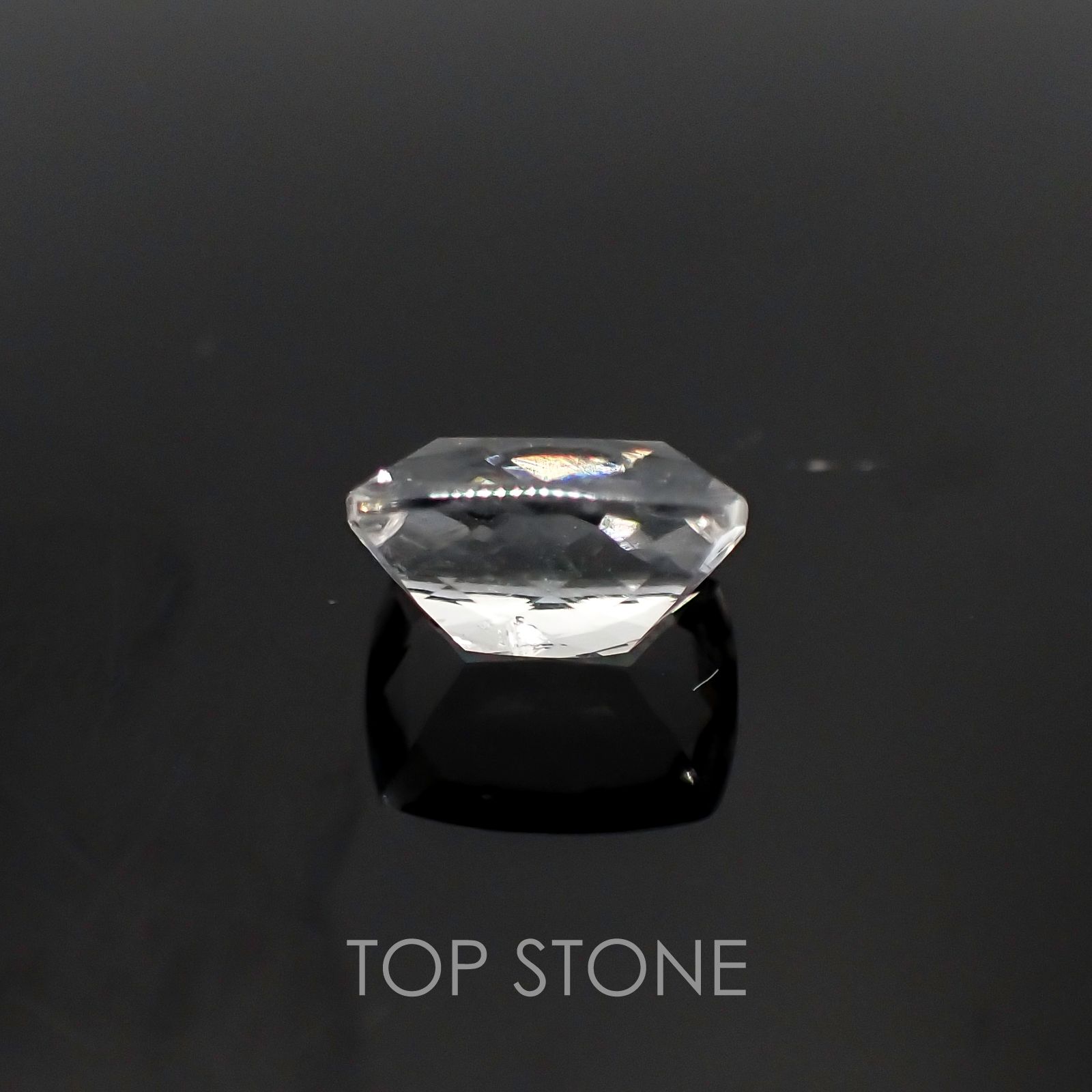 ハイアライトオパール メキシコ産 ルース 1.53ct[20106376]8.8×6.7mm前後