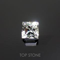 ◇プリンセスカット◇リューコガーネット(宝石名ホワイト グロッシュラー・ガーネット)ビルマ産 0.13ct 識別済[220115440]2.5x2.5mm前後