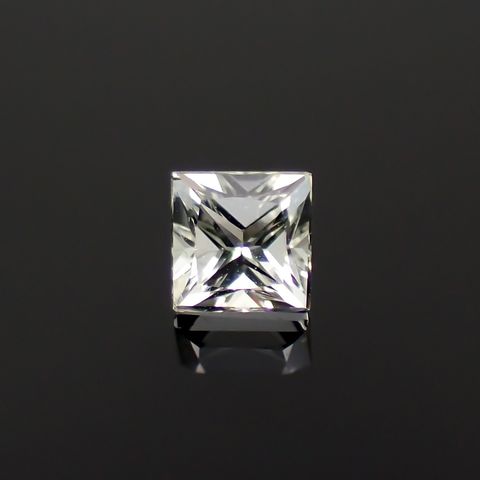 ◇プリンセスカット◇リューコガーネット ビルマ産 0.19ct[230923365]2.9x2.9mm前後