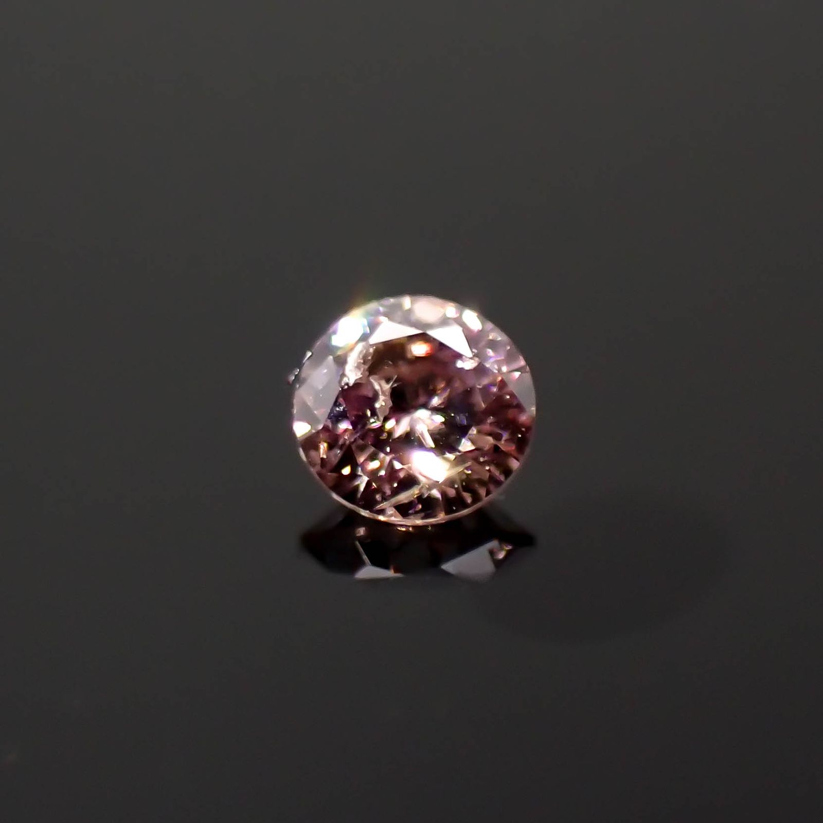 ピンクダイヤモンド　0.031ct　ソーティング付素材/材料