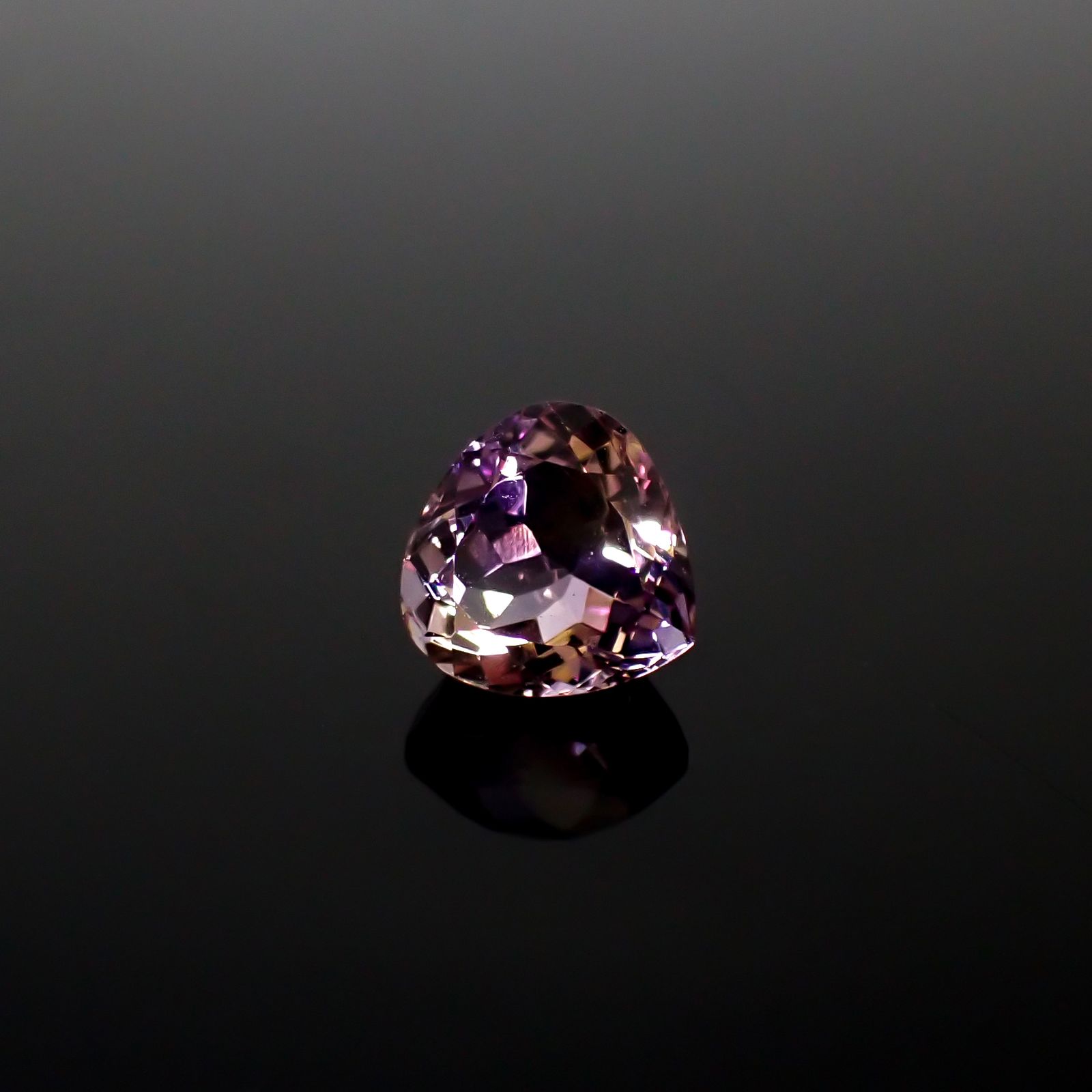 アメトリン ボリビア産 6.46ct [250129757]11.6x11.9mm前後