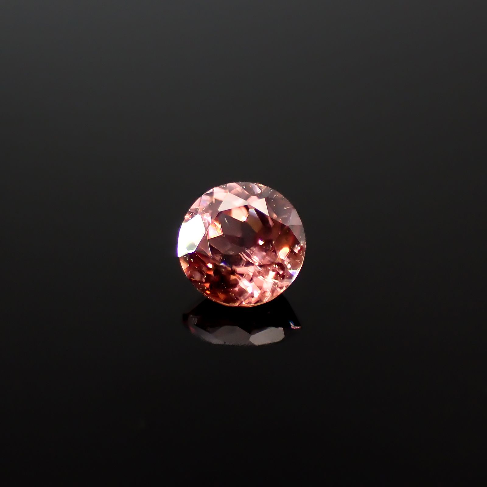 ピンクジルコン スリランカ/カンボジア産 0.48ct[240627911]4.2x4.2mm前後