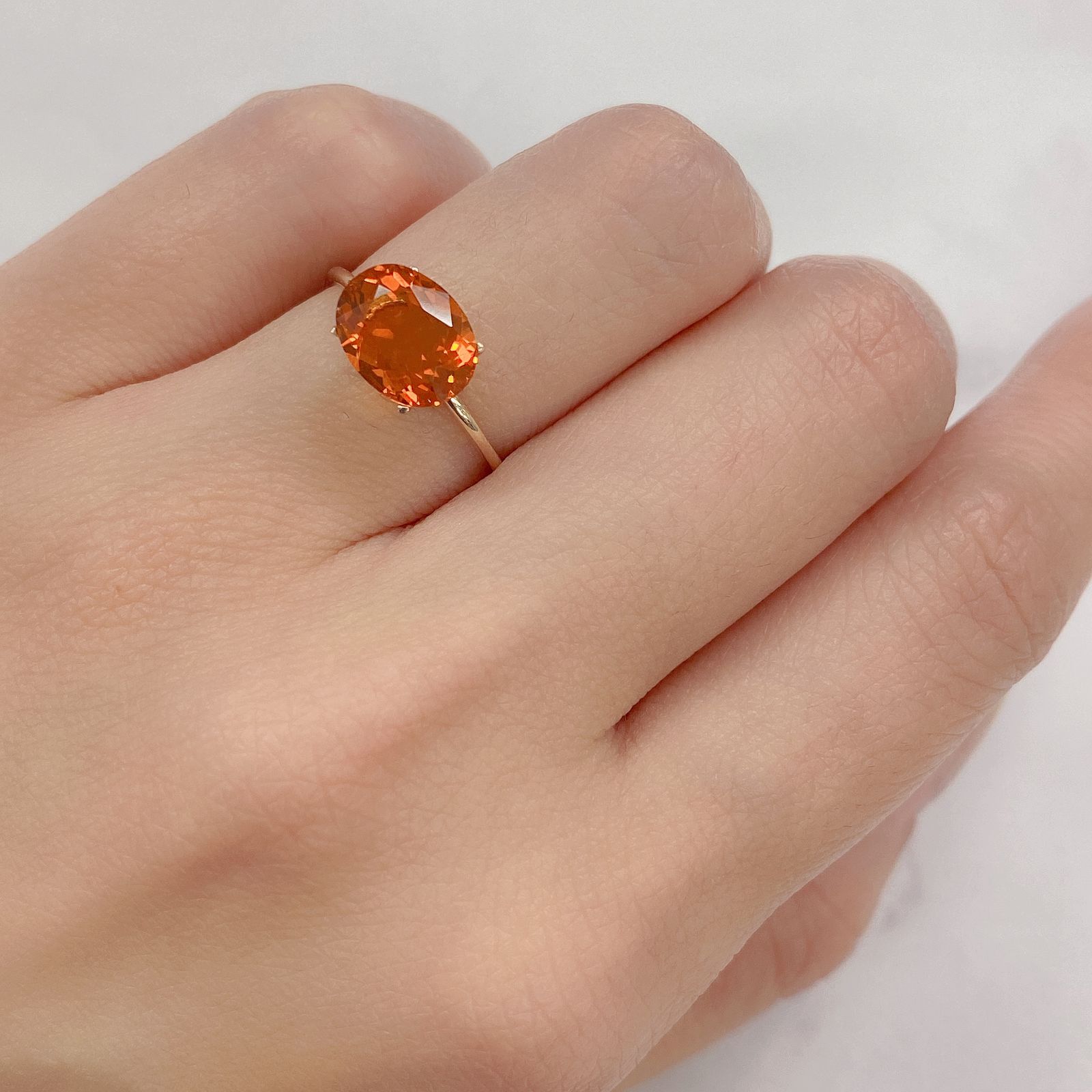 ファイヤーオパール(宝石名ファイヤー・オパール) メキシコ産 1.38ct 識別済[20117521]9.2×7.1mm前後
