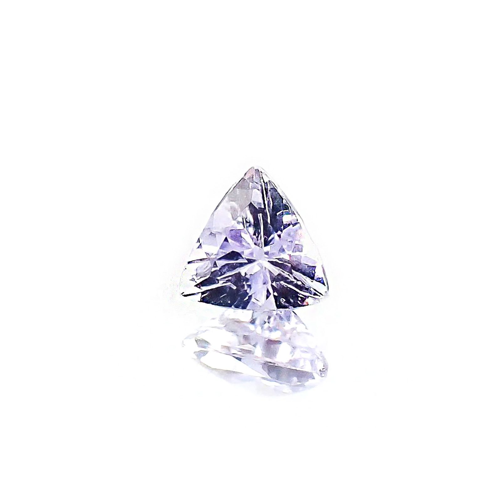 ラベンダーゾイサイト(宝石名ゾイサイト)タンザニア産 識別済 0.47ct / 4.8x5.2mm前後 [230622411]