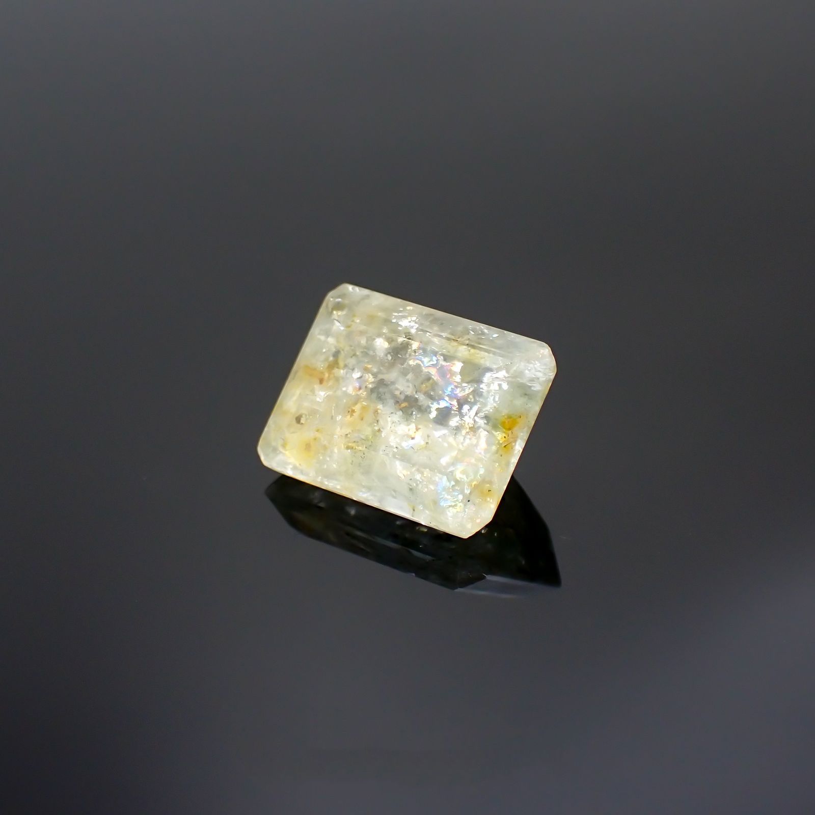 オーロラアクアマリン ブラジル産 7.21ct [220114402]13.6x10.2mm前後