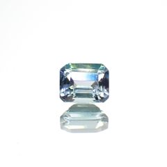 ブルーグリーンコーネルピン(宝石名コーネルピン)タンザニア産 0.13ct 識別済[230421863]3.1x2.6mm前後