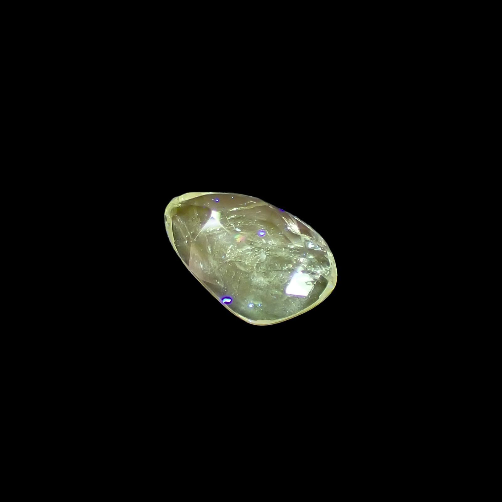◇ローズカット◇バナジウムコーネルピン(宝石名コーネルピン)タンザニア・タンガ州産 0.81ct 識別済[220115552]7.9x4.9mm前後