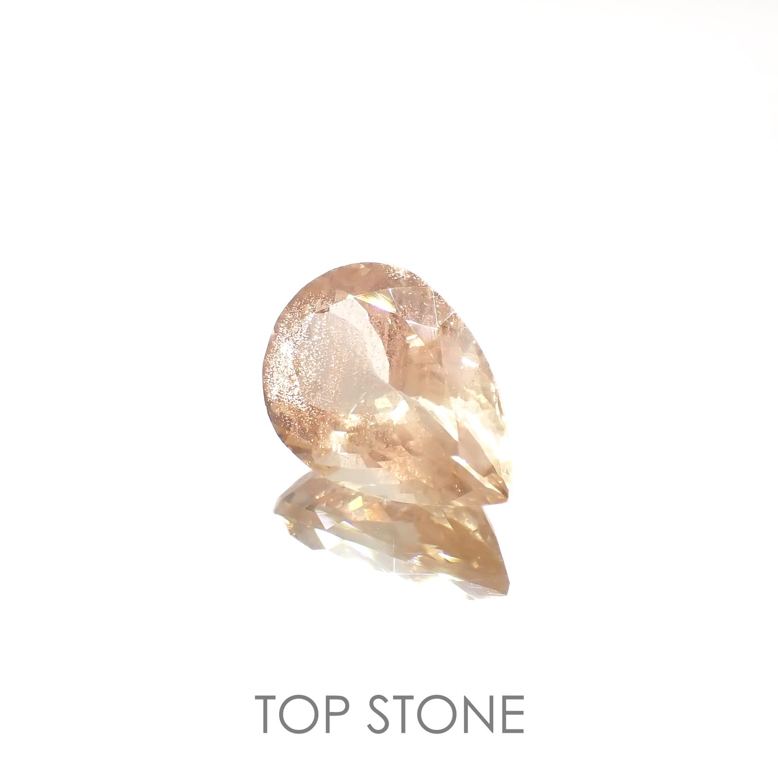 オレゴンサンストーン アメリカ・オレゴン州産 3.45ct[221018712]12.9x8.7mm前後