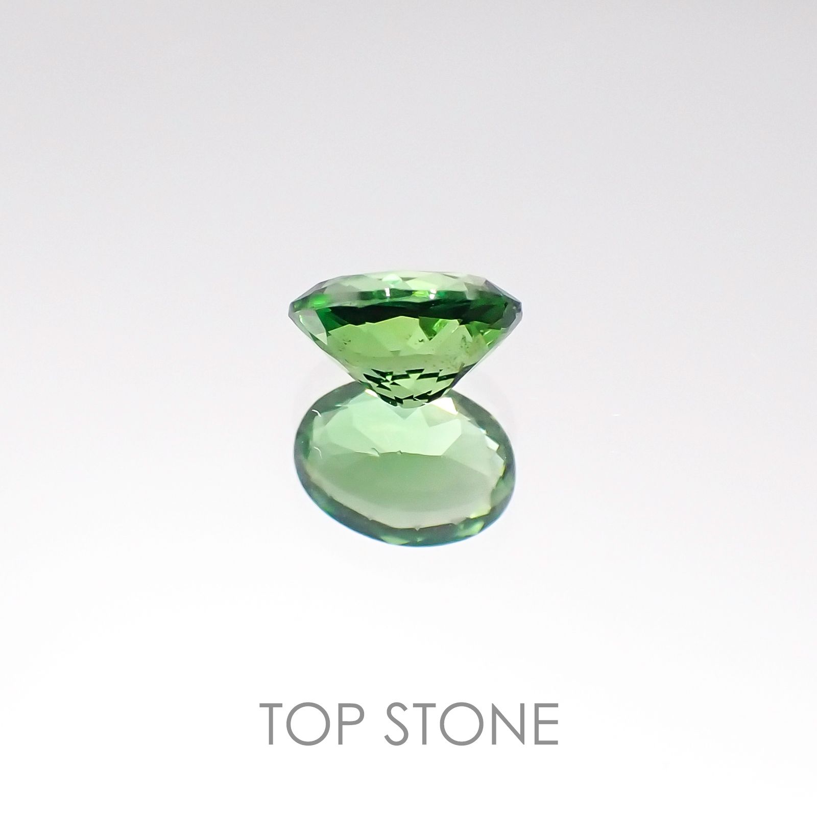 クロムトルマリン(宝石名クロム・トルマリン) タンザニア産 0.37ct 識別済[20096217]5.4×3.9mm前後