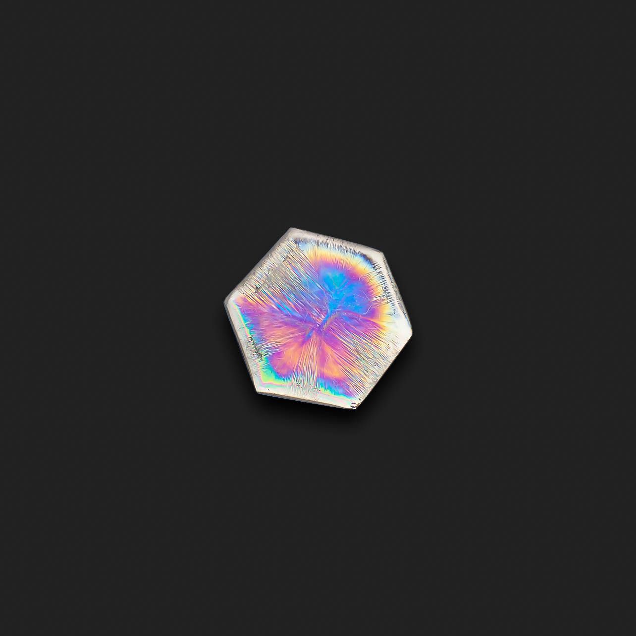 トラピッチェクォーツ 偏光板2枚付き コロンビア・ボヤカ産 24.60ct[230521963]24.1x23.9mm前後