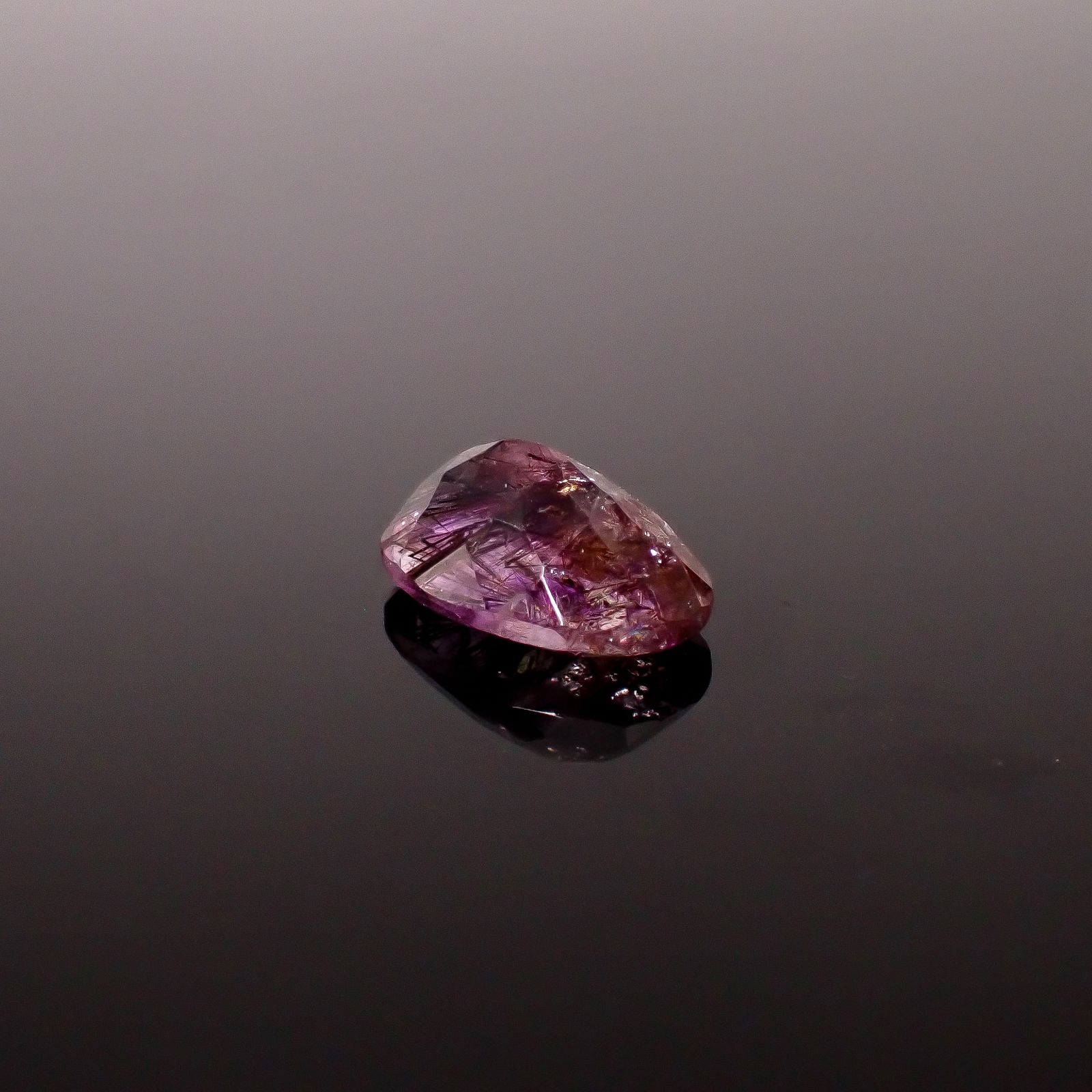 スーパーセブン ブラジル産 5.97ct / 15.1x9.5mm前後 [260231682]