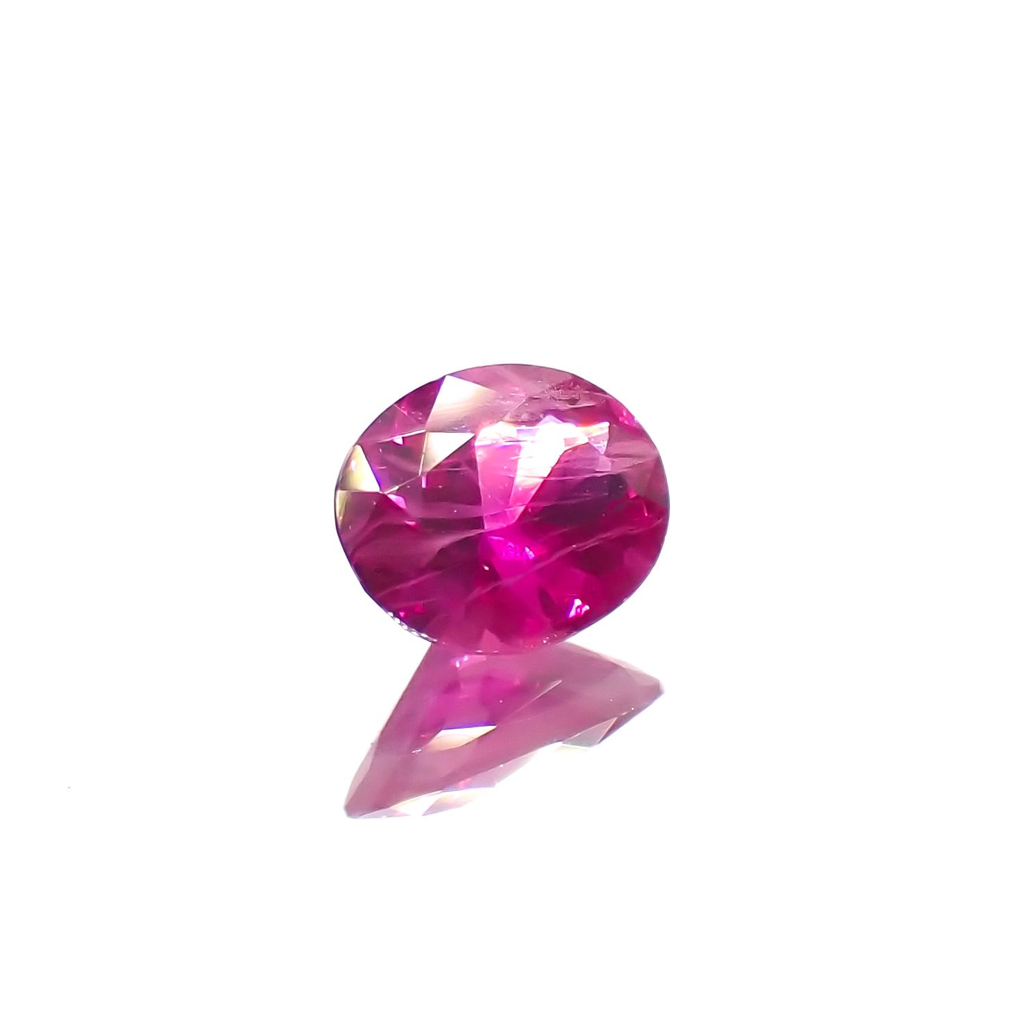 ルビー ビルマ/モザンビーク産 0.31ct[230622354]4.7x3.7mm前後