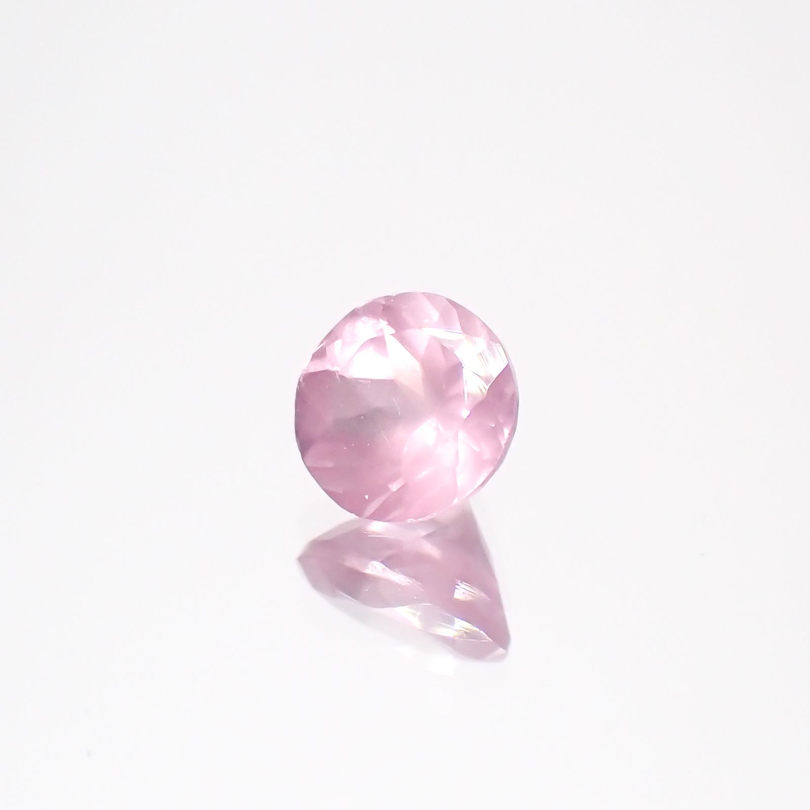 シルキーピンクスピネル タンザニア産 0.50ct[231224951]4.8x4.8mm前後