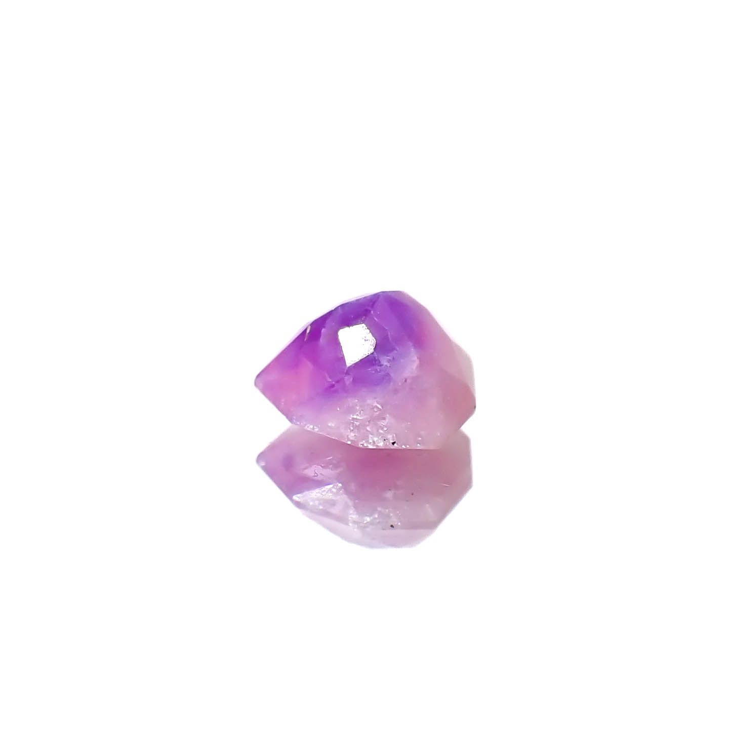 ◇カスタムカット◇スギライト 南アフリカ産 0.87ct / 6.5x6.3mm前後 [250931016]