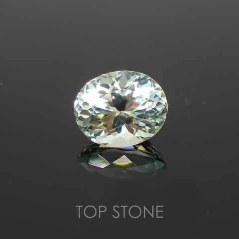ライムスポジュミン(宝石名スポジュミン) ブラジル産 1.66ct 識別済[19111623]8×6.4mm前後