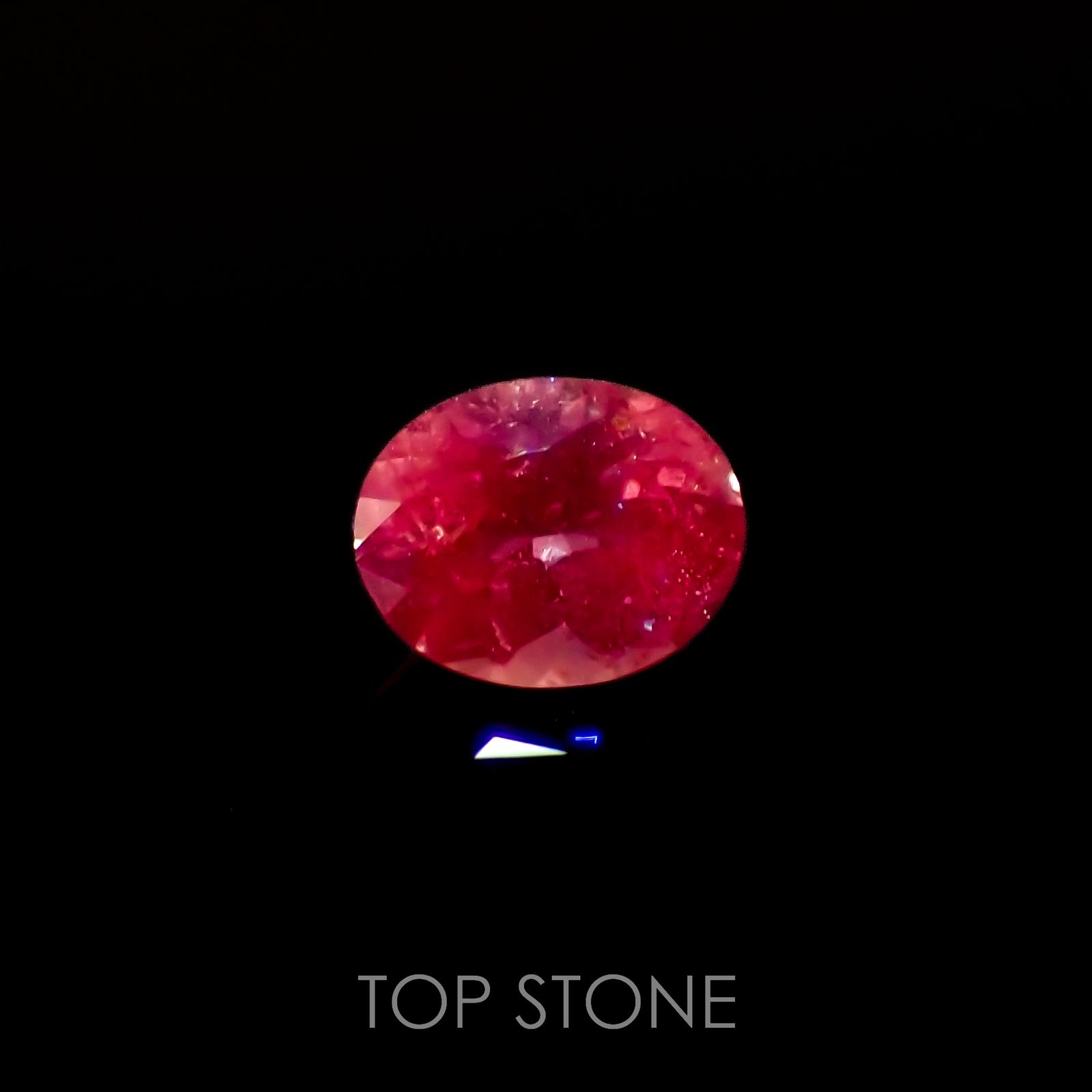 ピンクサファイア(宝石名サファイア)タンザニア・ウィンザー産 0.43ct 識別済[220817398]5x3.9mm前後