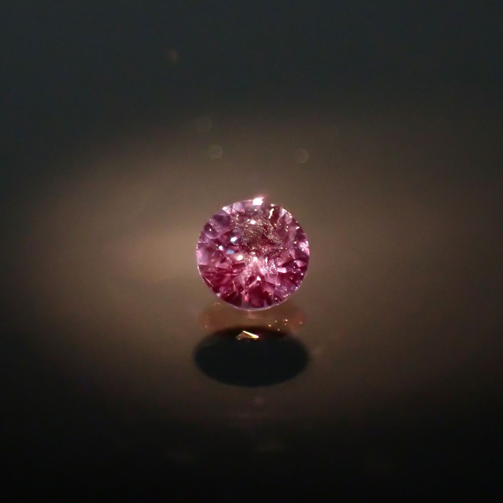 アレキサンドライト ロシア産 0.043ct [250329905]2.1x2.1mm前後