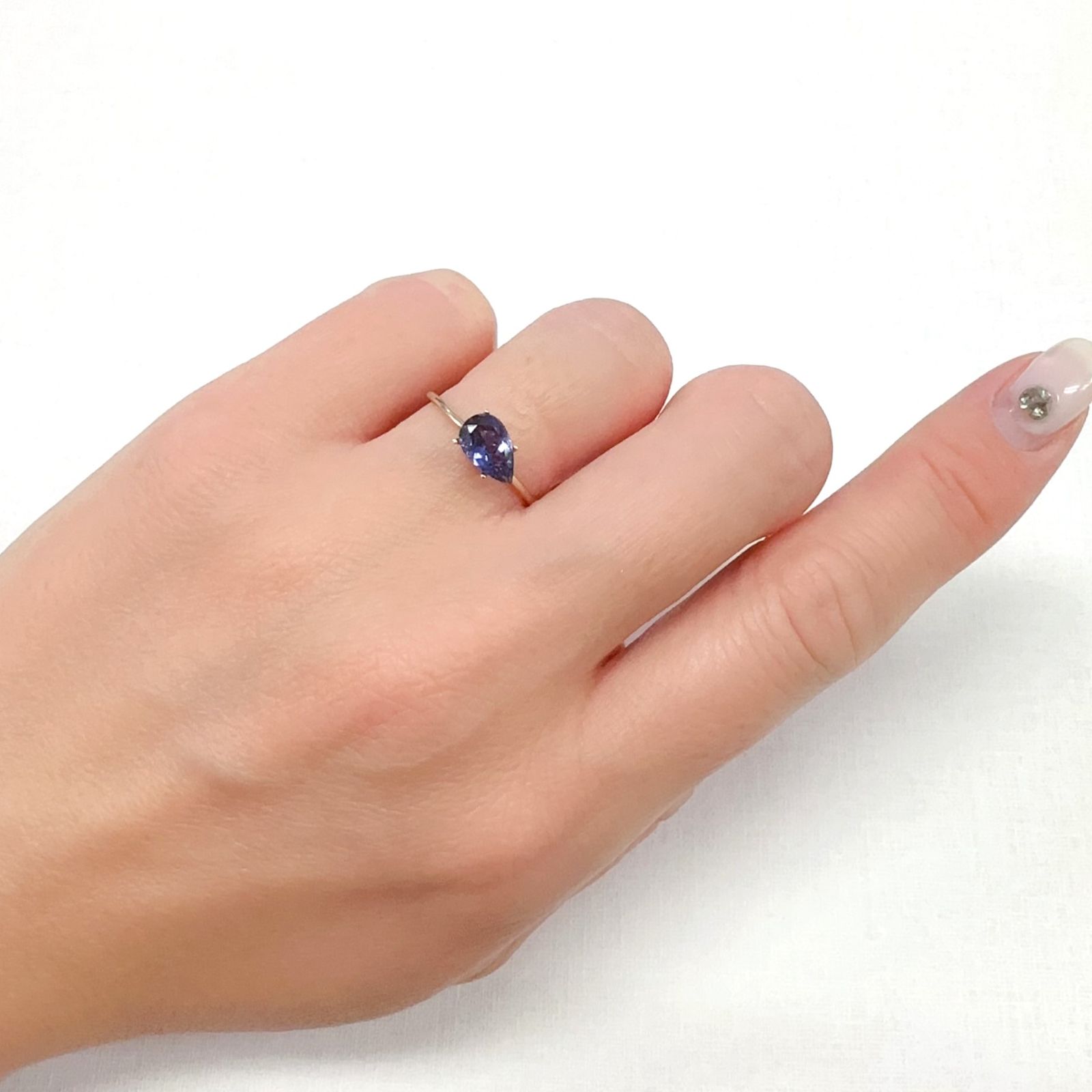 アイオライトサンストーン インド/ブラジル産 0.66ct[231224584]8x5mm前後
