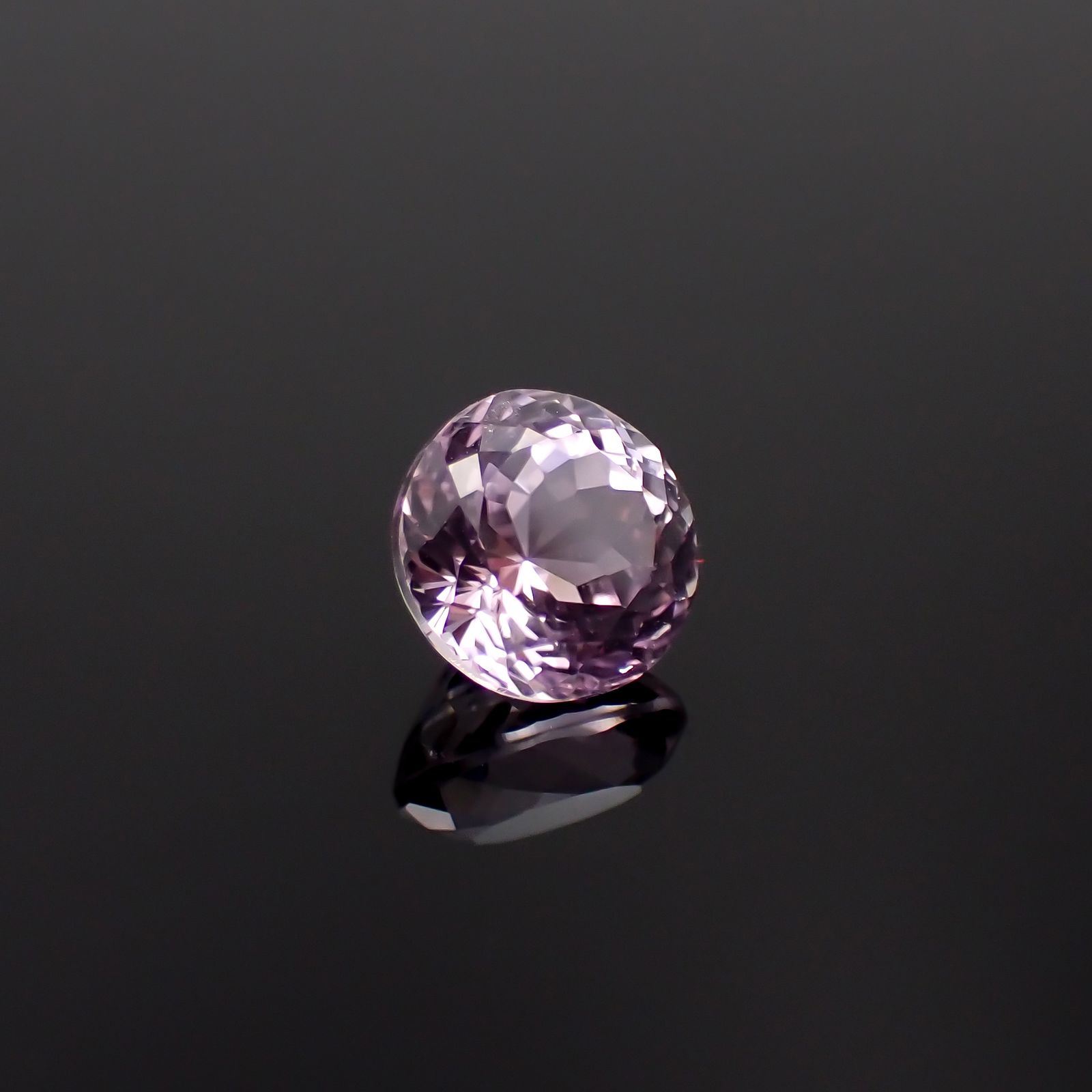 クンツァイト アフガニスタン産 2.52ct[231124357]8x8mm前後
