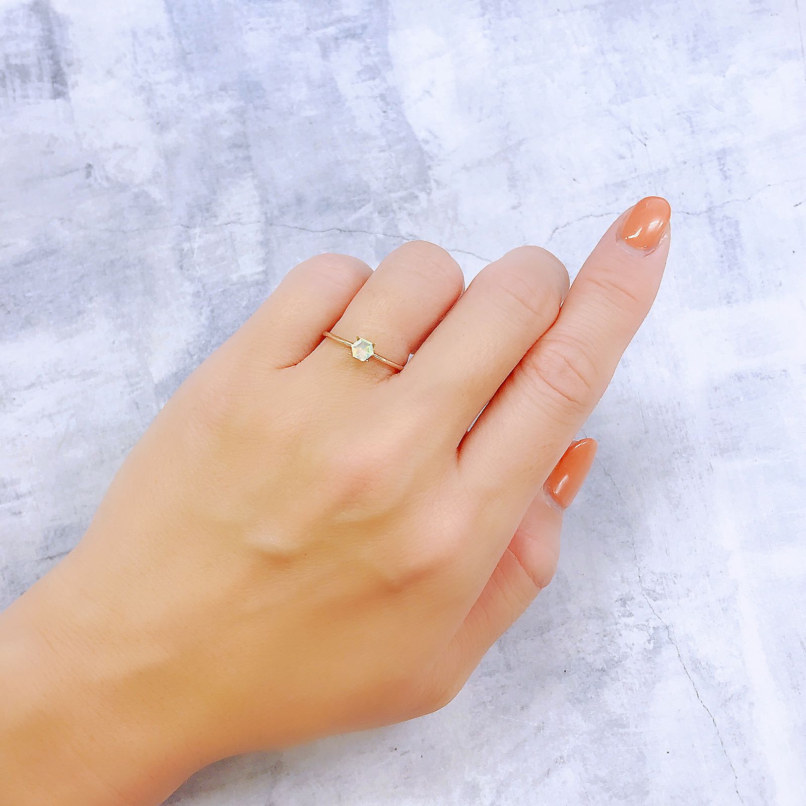 ◇ヘキサゴンカット◇エチオピアオパール エチオピア産 0.16ct[221018441]4x3.9mm前後