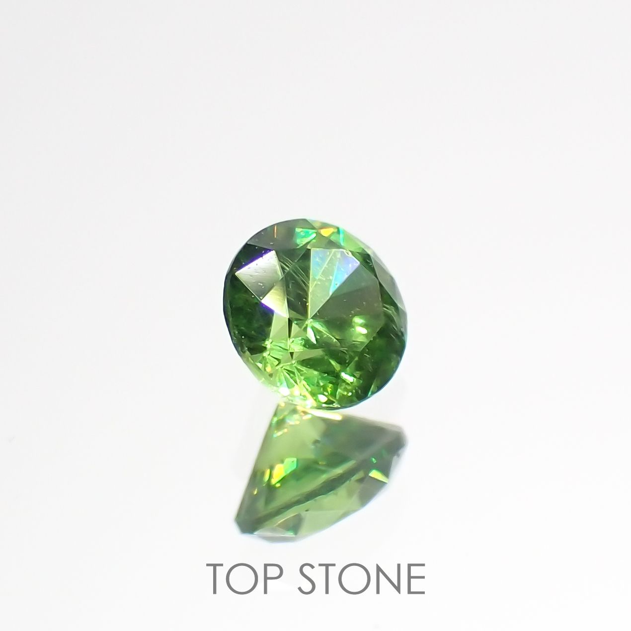 デマントイドガーネット ロシア産 0.13ct[221018228]3x3mm前後