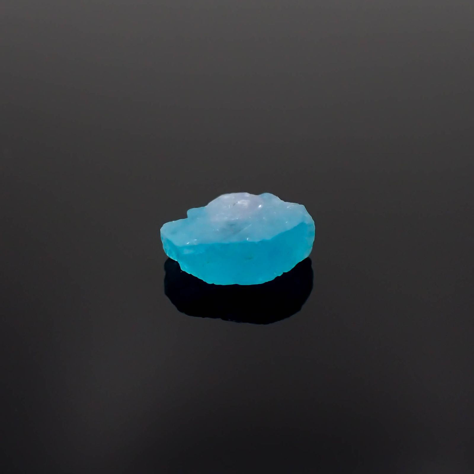 パライバトルマリン原石スライス ブラジル・パライバ州バターリャ鉱山産 1.13ct[230321167]8.2x6mm前後