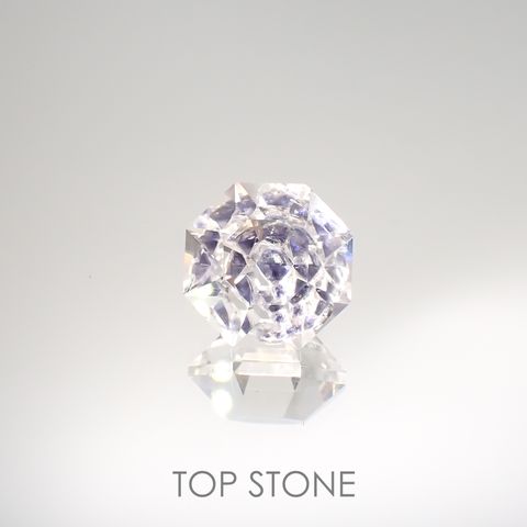 ◇オクタゴンカット◇フローライトインクォーツ マダガスカル産 14.24ct[220515708]14.7x14.9mm前後