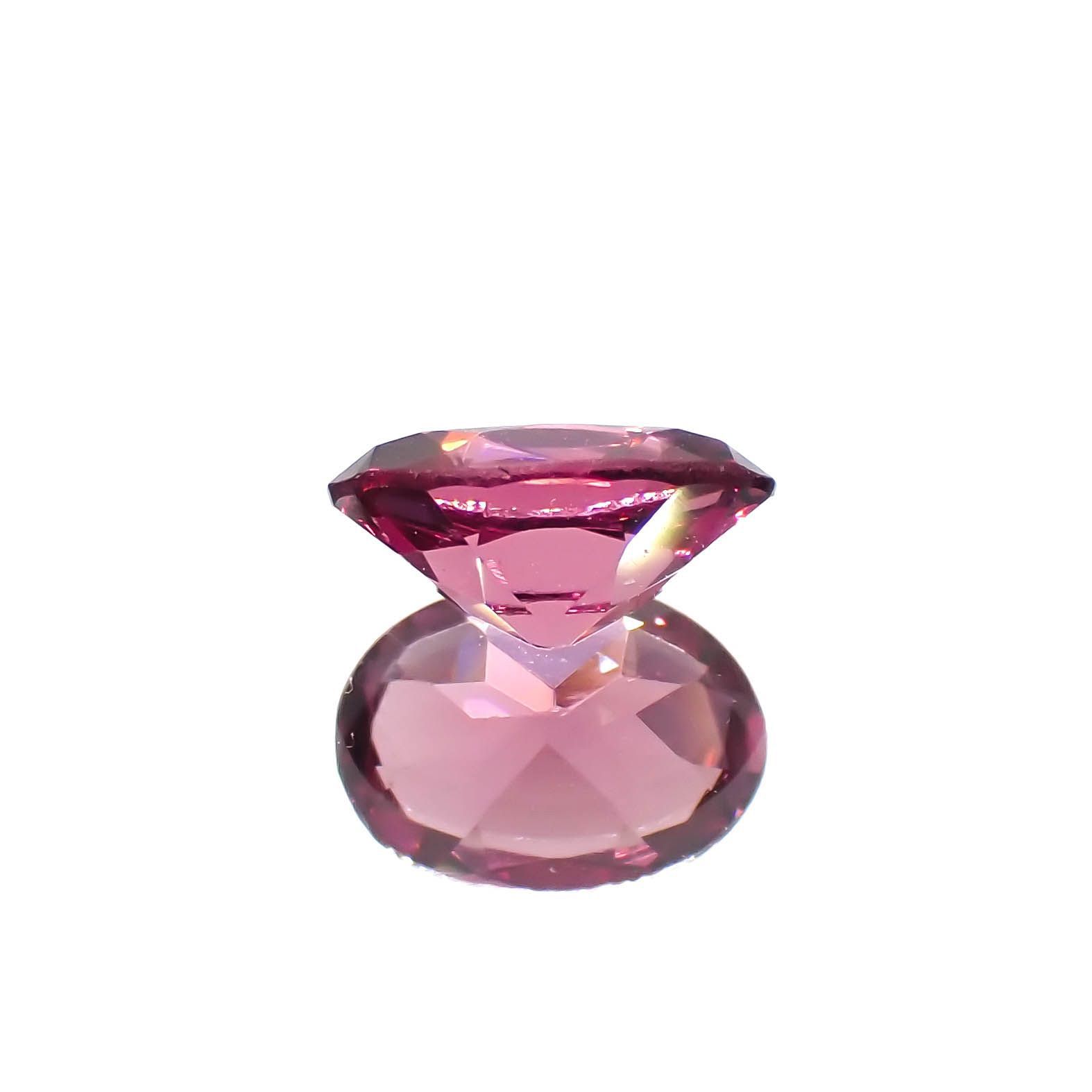 ロードライトガーネット(宝石名ロードライト・ガーネット)ブラジル産 0.84ct 識別済[221219565]6.9x5mm前後