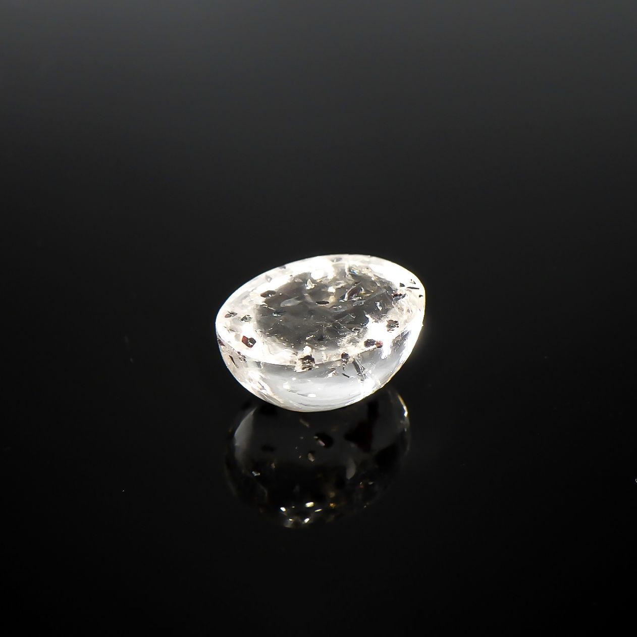 ヘマタイトインクォーツ 中国産 9.81ct[220115247]14.7x12.2mm前後