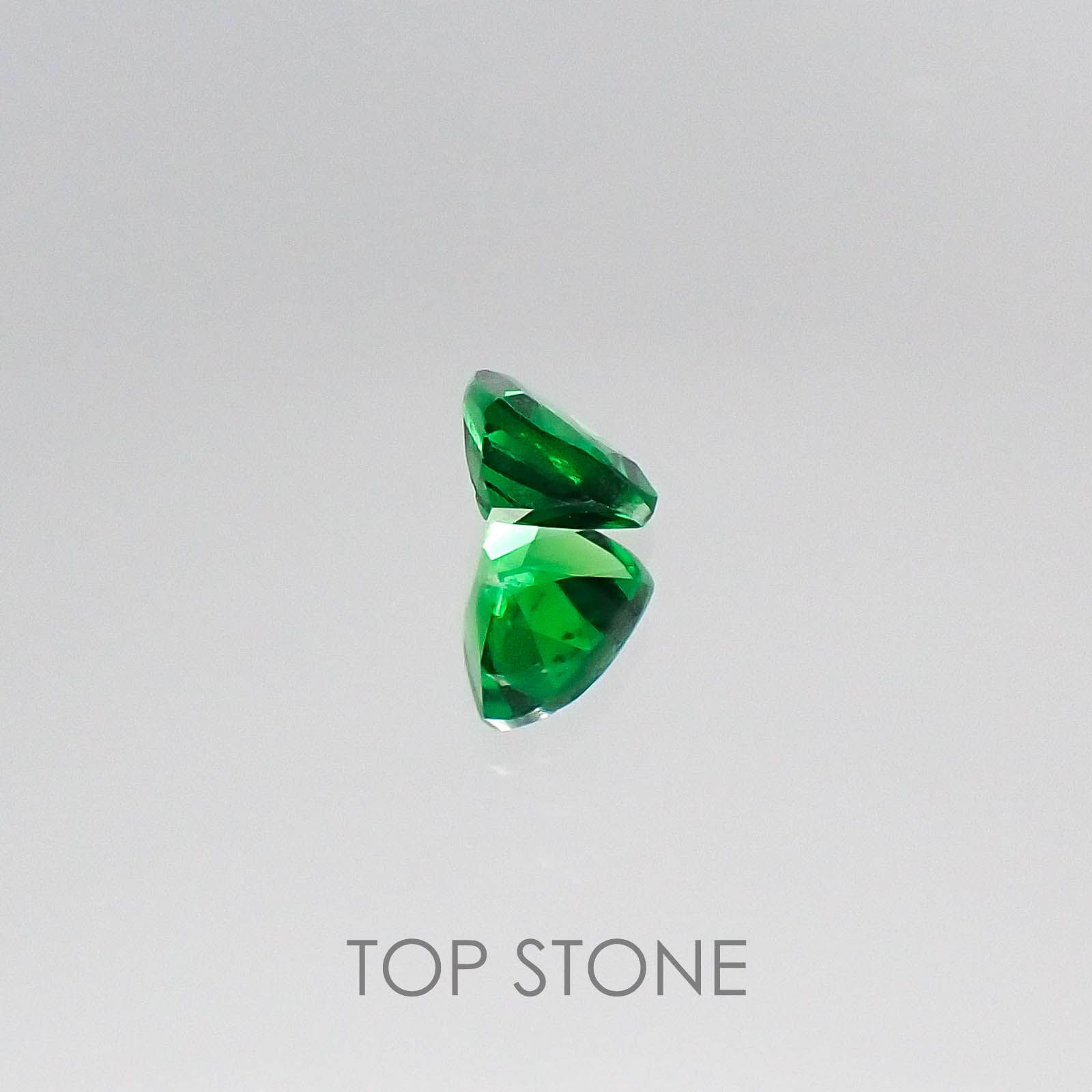 ツァボライト タンザニア産 ルース 0.27ct[20073745]4.1×4.1mm前後