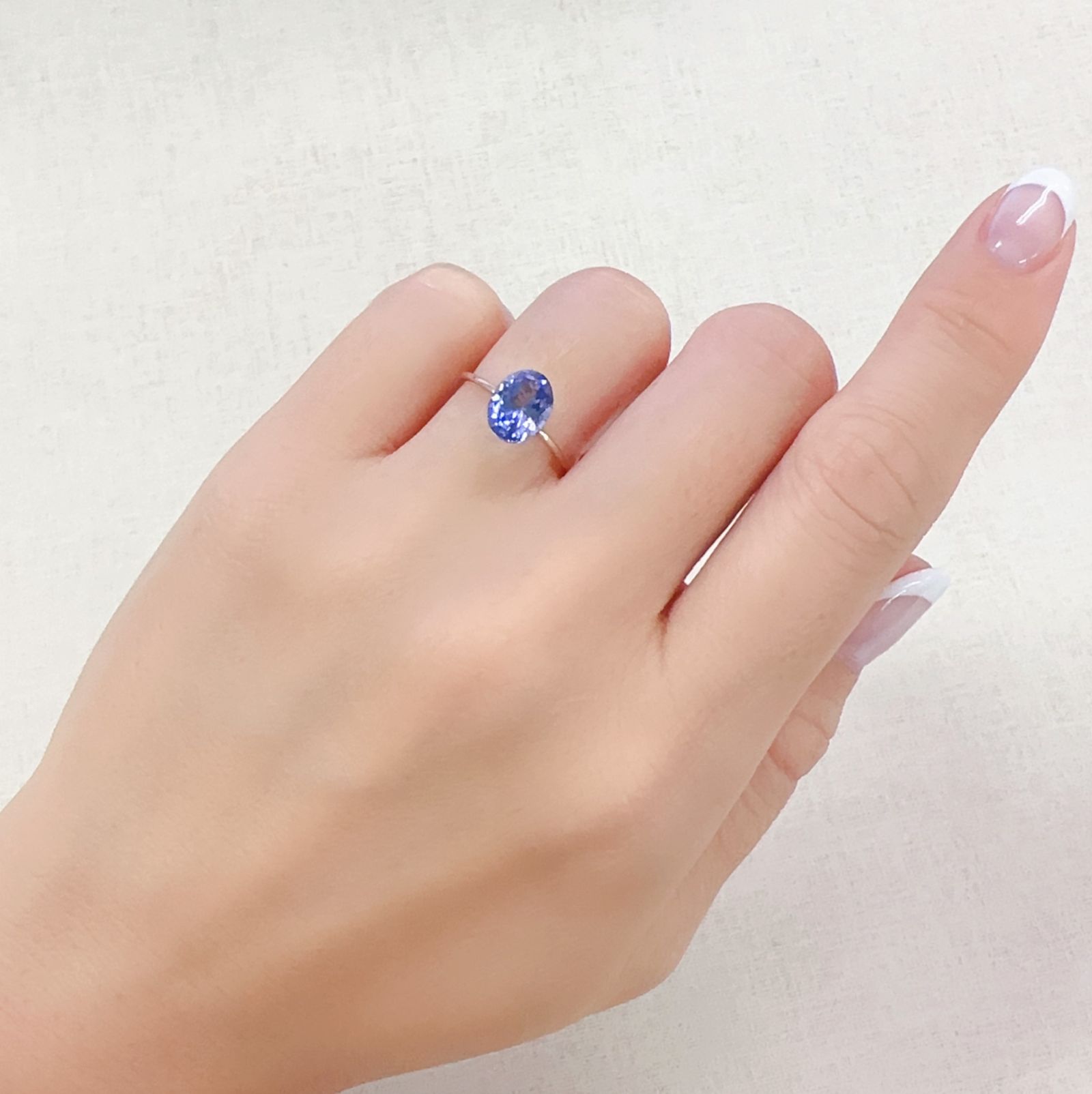 タンザナイト(宝石名タンザナイト)タンザニア産 1.71ct 識別済[230723003]8.4x6.4mm前後