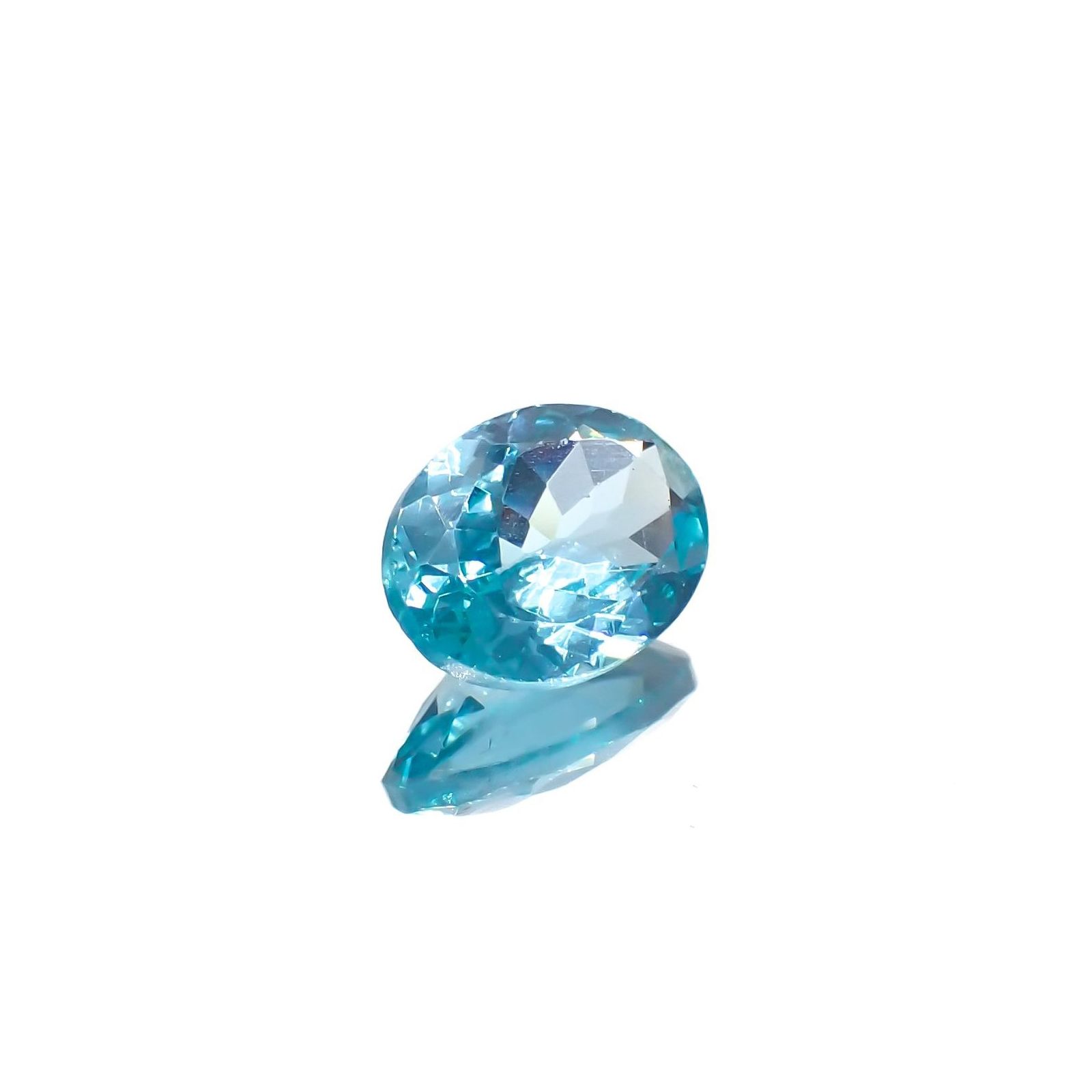 アパタイト(宝石名アパタイト)ブラジル産 識別済 1.28ct / 8x6.1mm前後 [251021342]