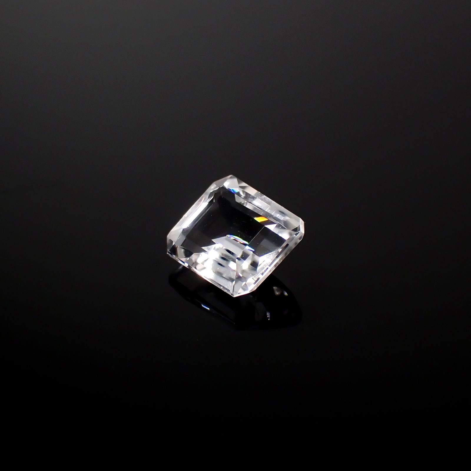 フェナカイト ブラジル産 0.97ct[240226274]6.3x5.5mm前後