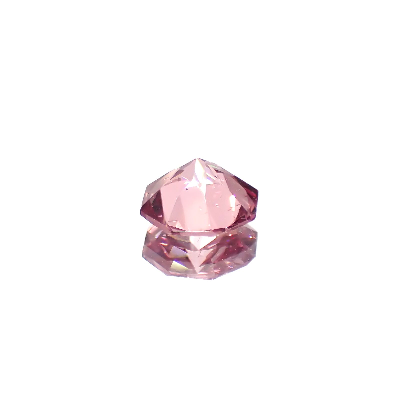 ◇オクタゴンカット◇カラーシフト マラヤガーネット(宝石名ガーネット)タンザニア産 0.95ct 識別済[220113833]6.1x6mm前後