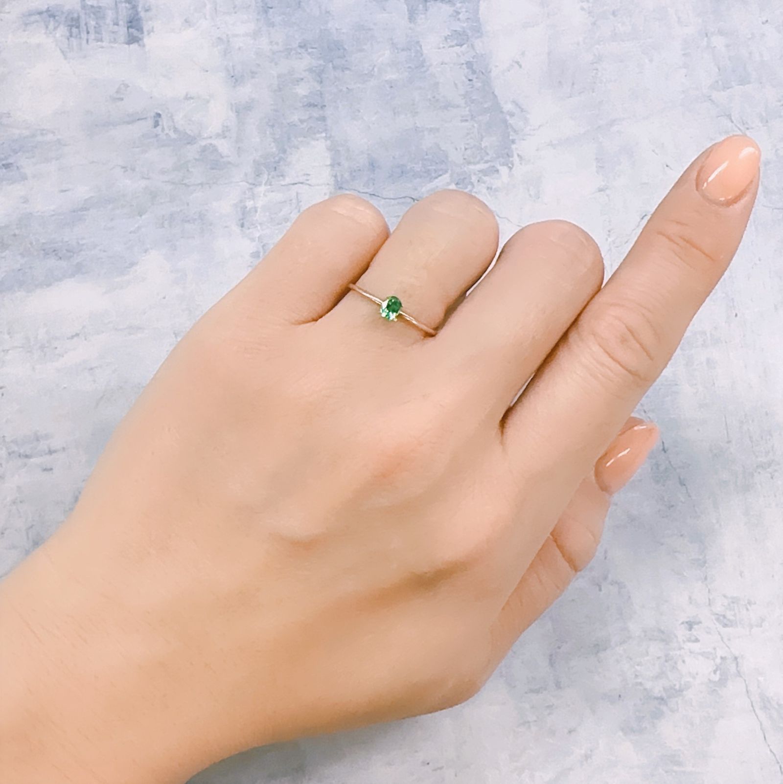 ミントガーネット(宝石名グリーン グロッシュラー・ガーネット)タンザニア産 0.24ct 識別済[230119975]4.1x3.3mm前後